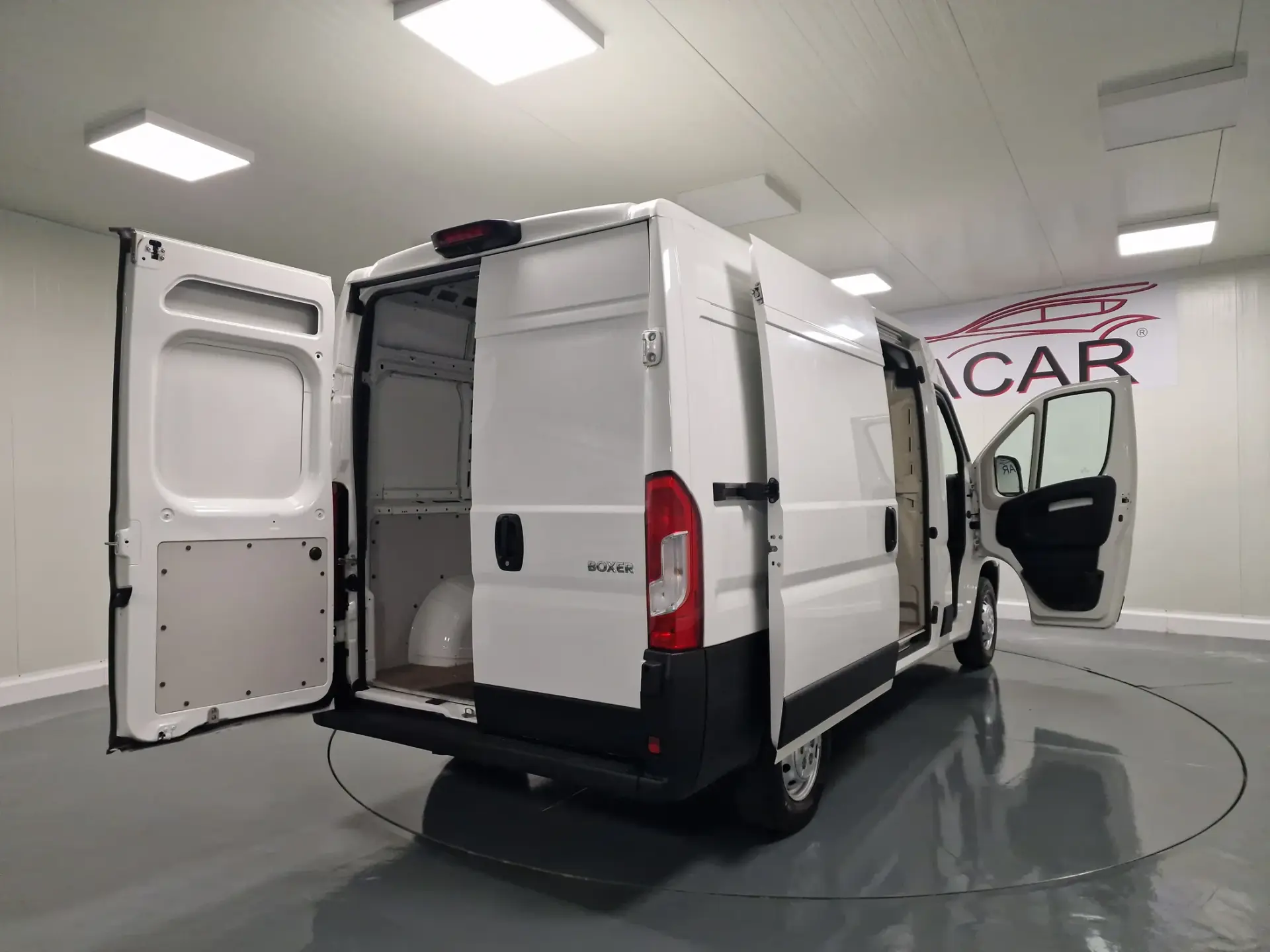 Peugeot Boxer 2.2 BlueHDi 435 L4H2 Premium 43