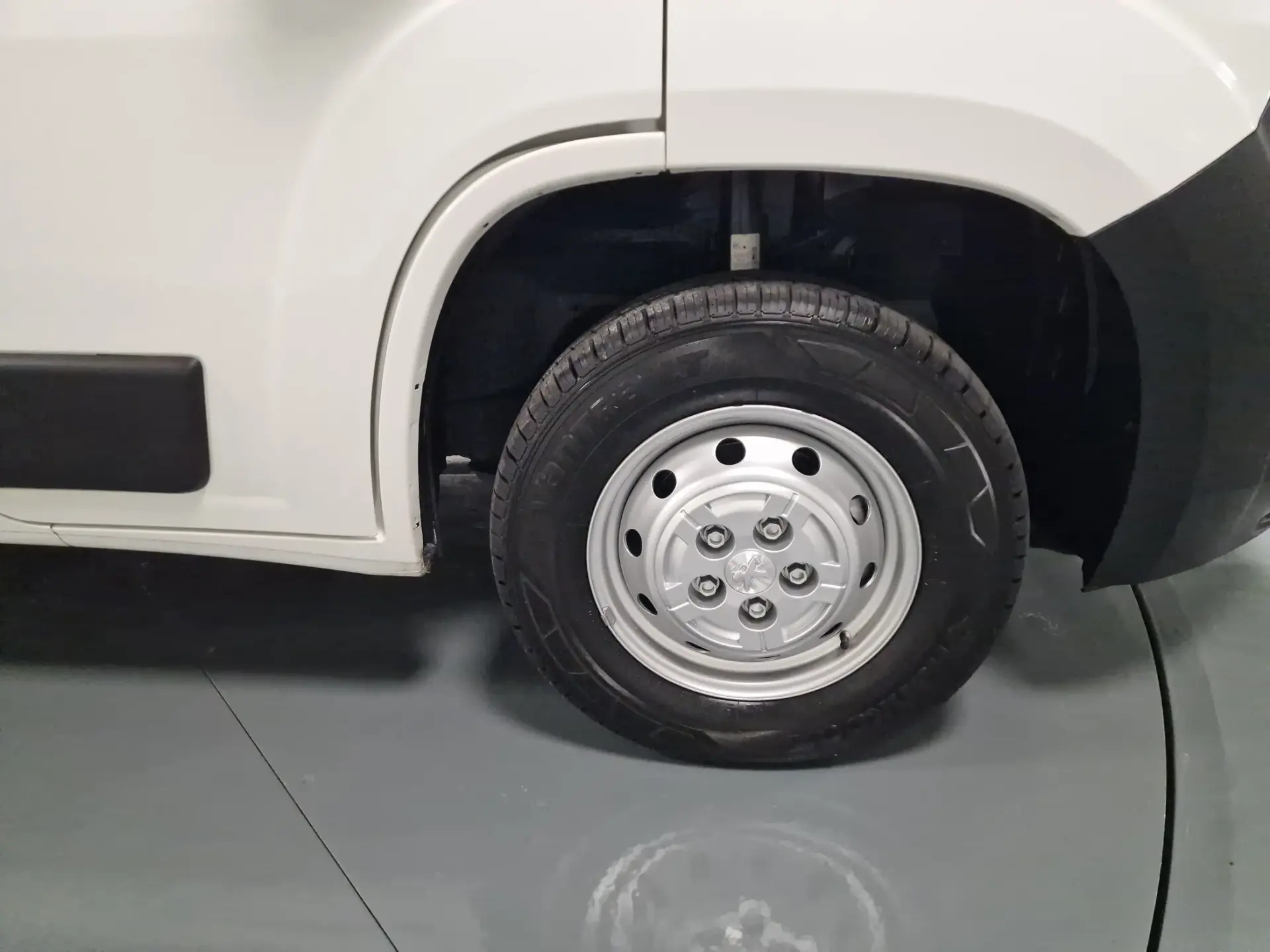 Peugeot Boxer 2.2 BlueHDi 335 L2H2 Pro GPS CAM. TRASEIRA IVA DEDUTIVEL 3