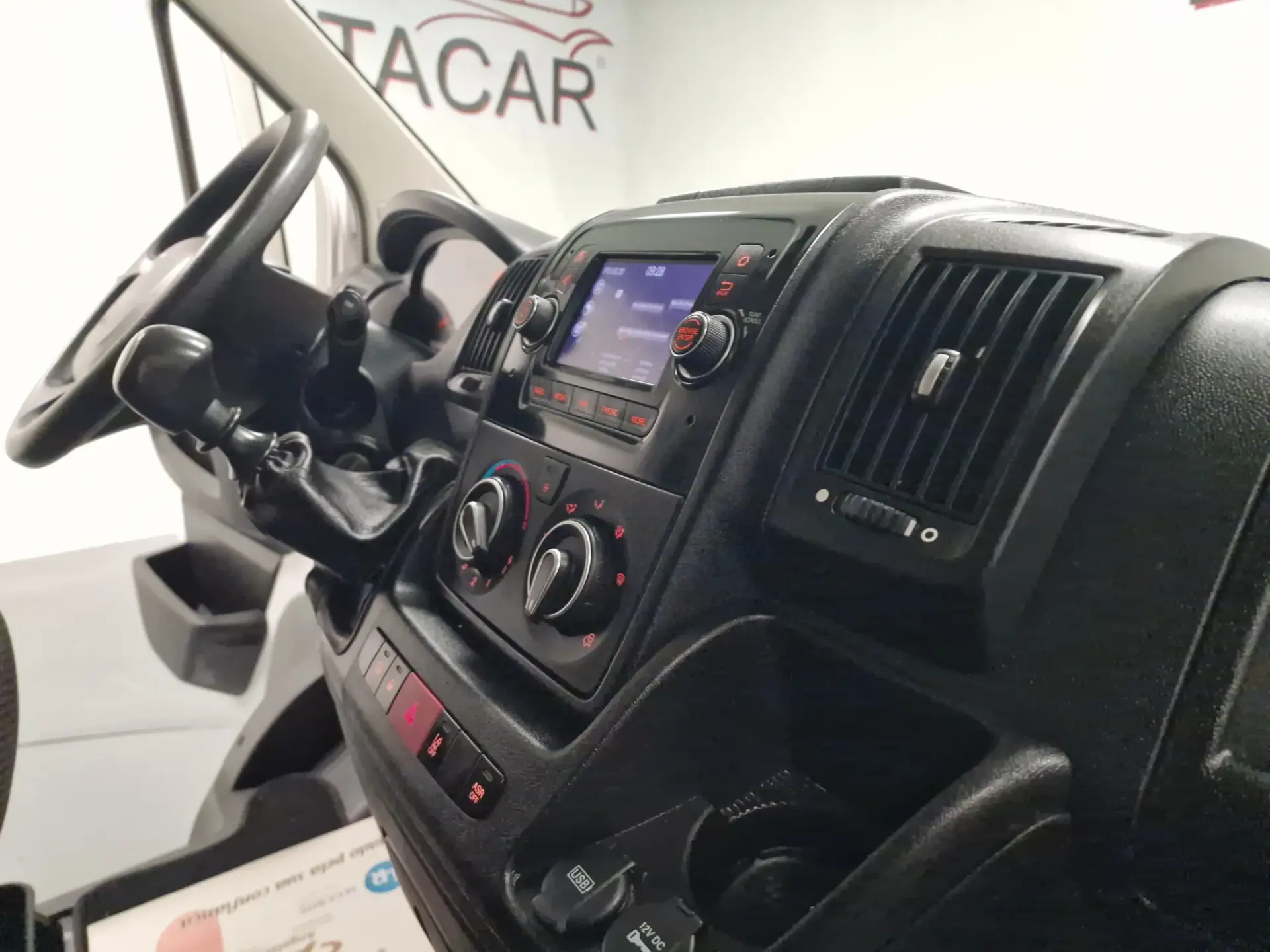 Peugeot Boxer 2.2 BlueHDi 335 L2H2 Pro GPS CAM. TRASEIRA IVA DEDUTIVEL 33