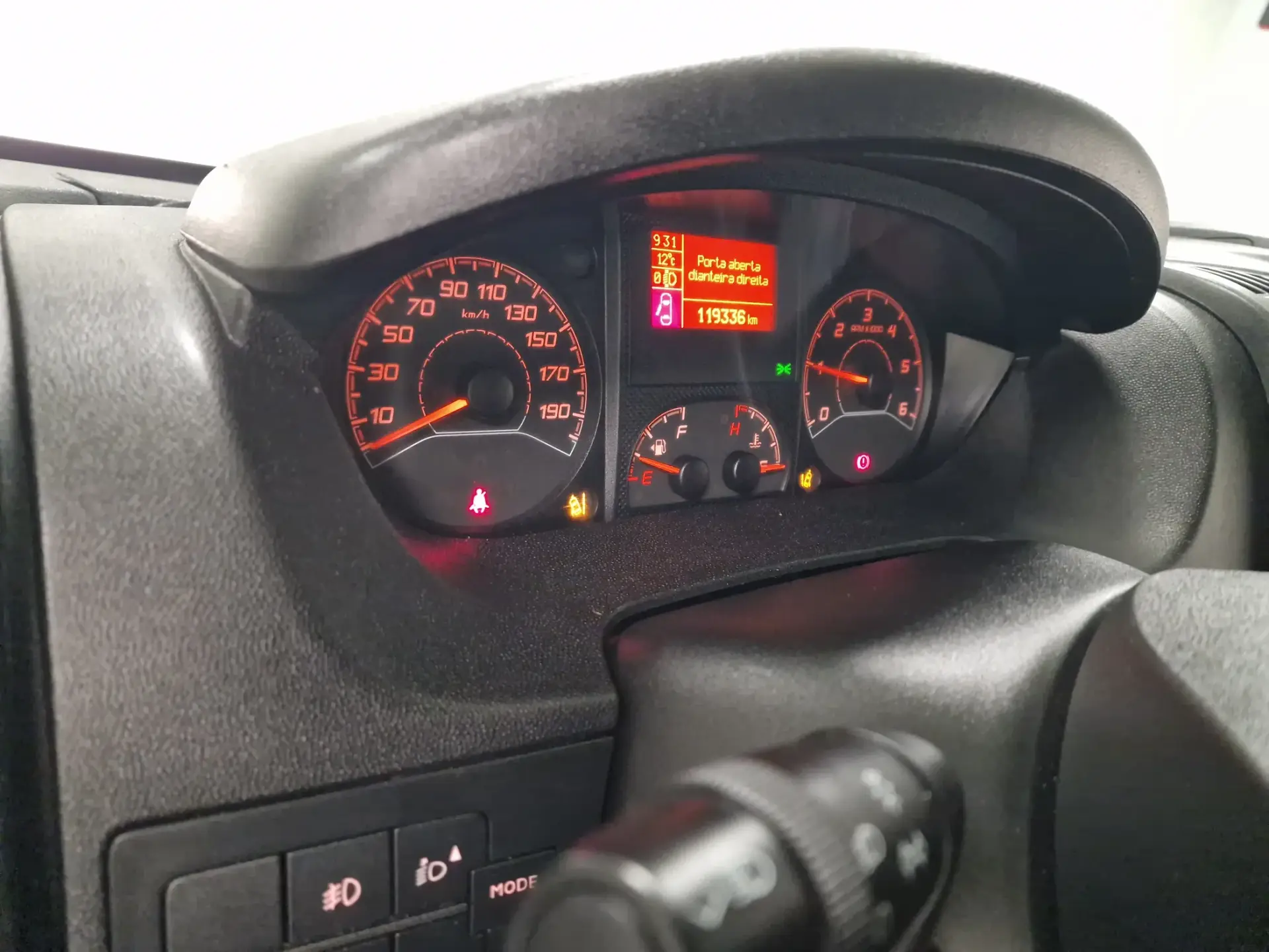 Peugeot Boxer 2.2 BlueHDi 335 L2H2 Pro GPS CAM. TRASEIRA IVA DEDUTIVEL 45