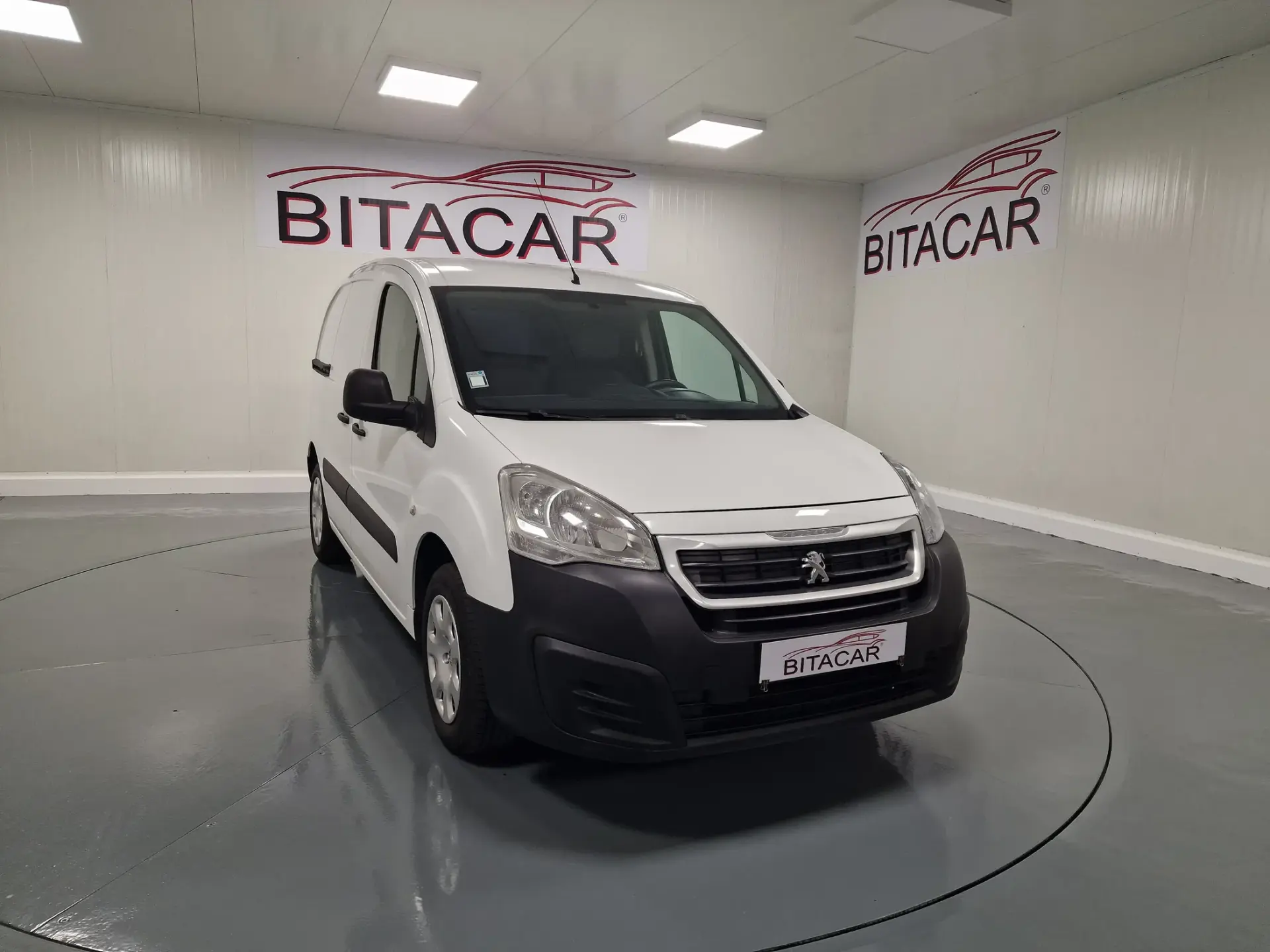 Peugeot Partner 1.6 HDI IVA DEDUTIVEL 1