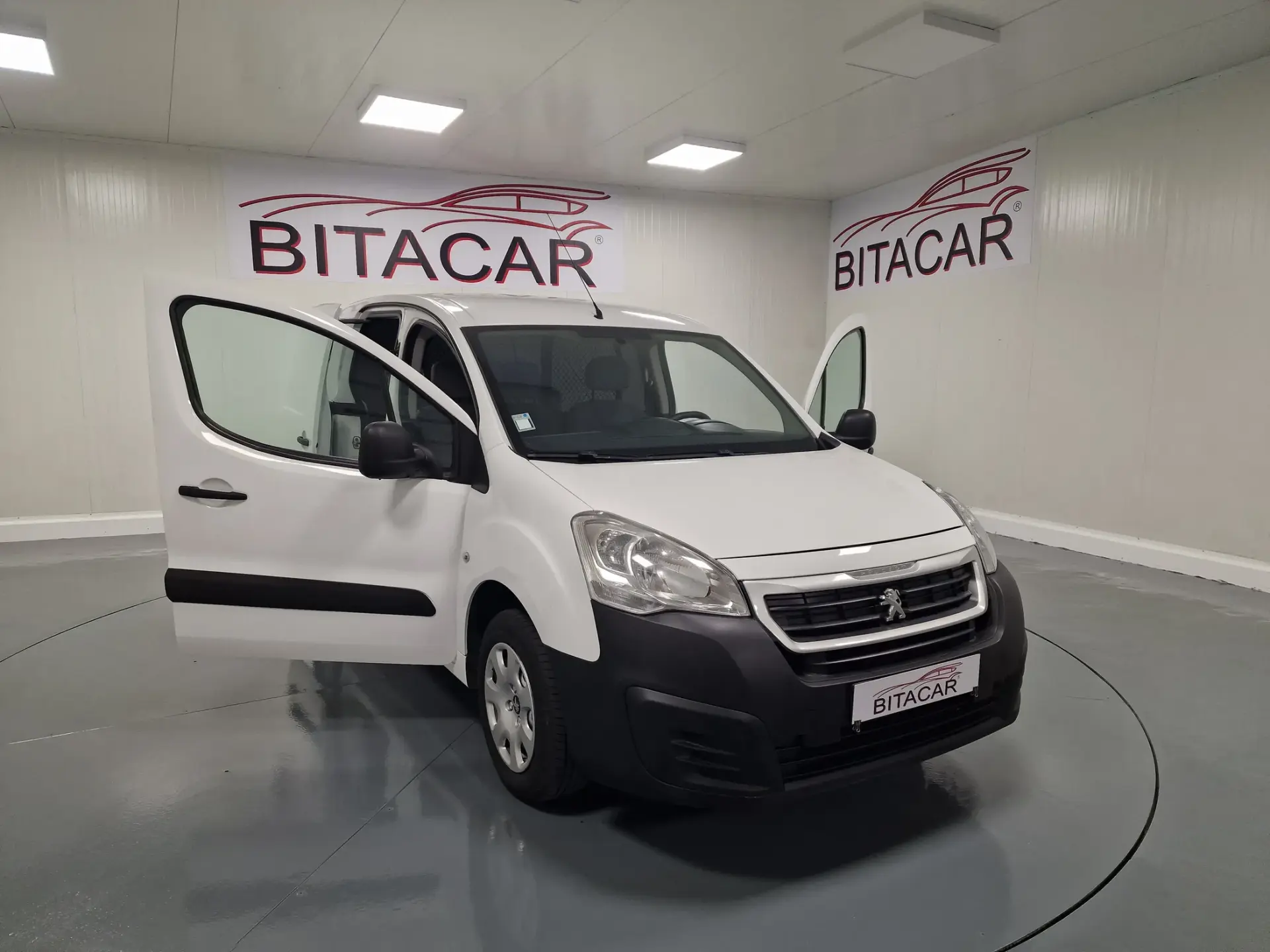 Peugeot Partner 1.6 HDI IVA DEDUTIVEL 18