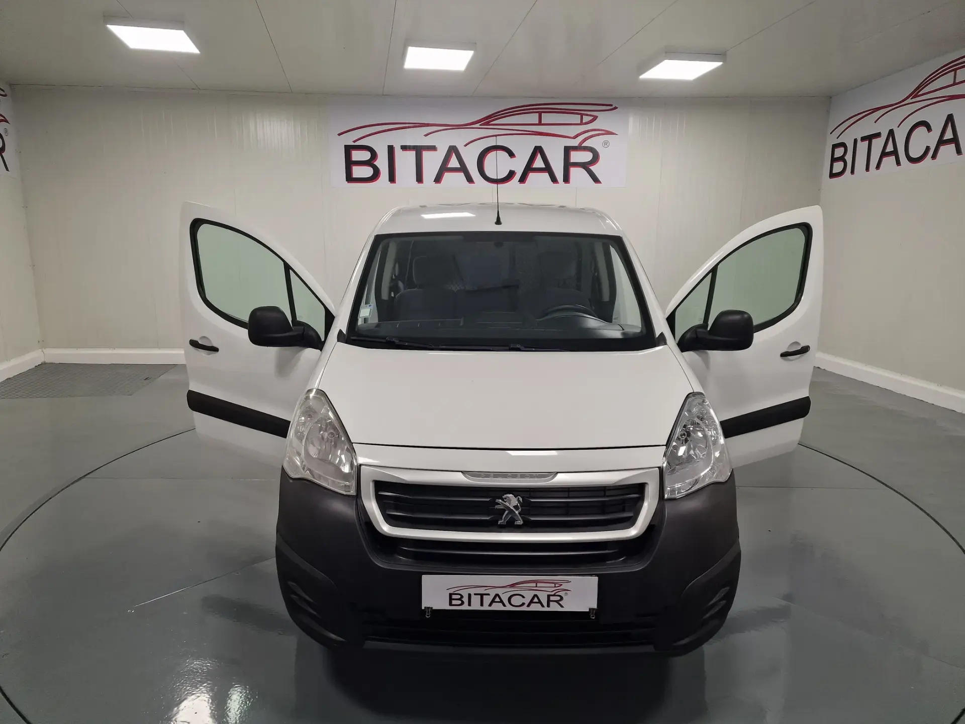 Peugeot Partner 1.6 HDI IVA DEDUTIVEL 20