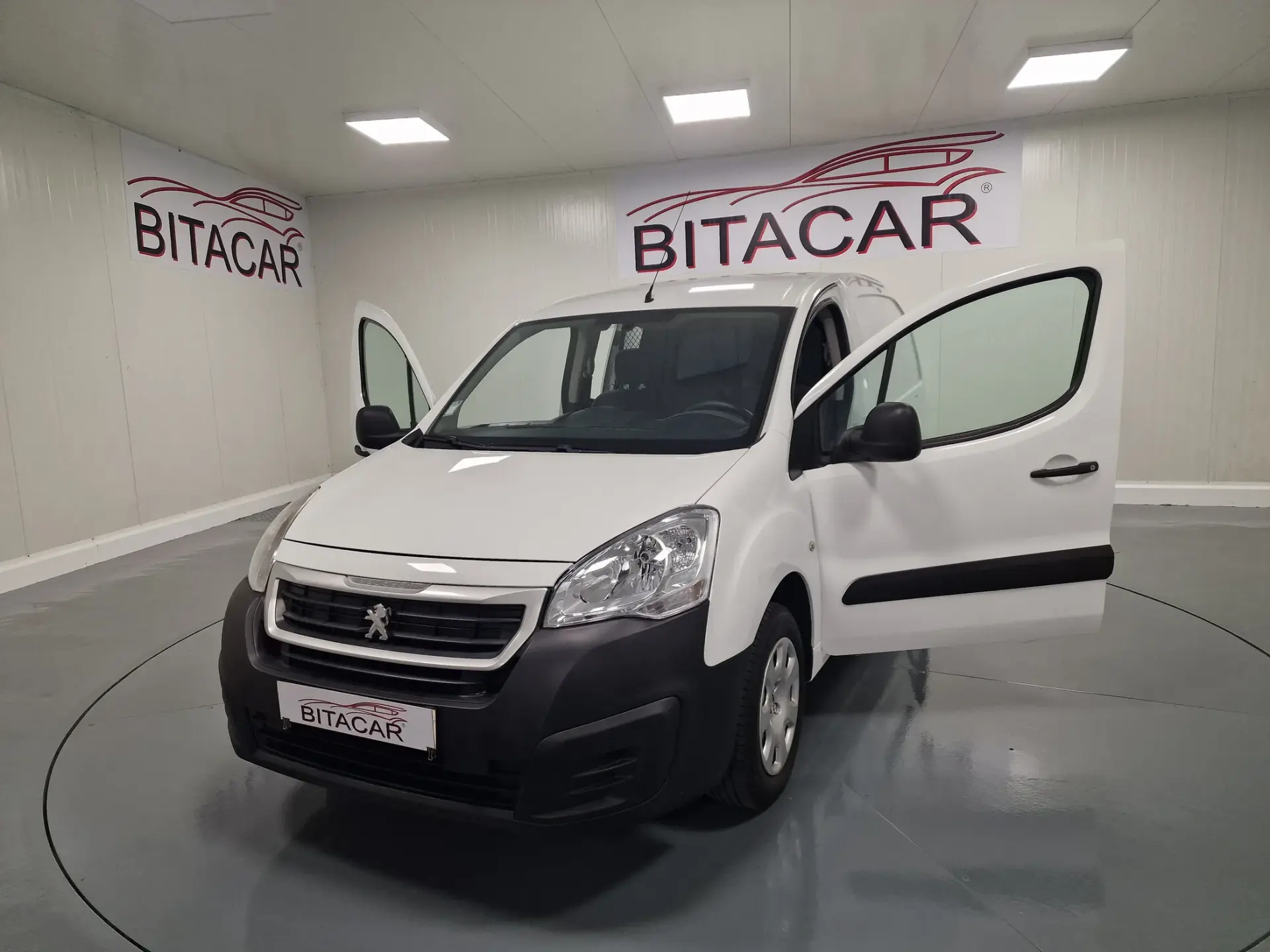 Peugeot Partner 1.6 HDI IVA DEDUTIVEL 21