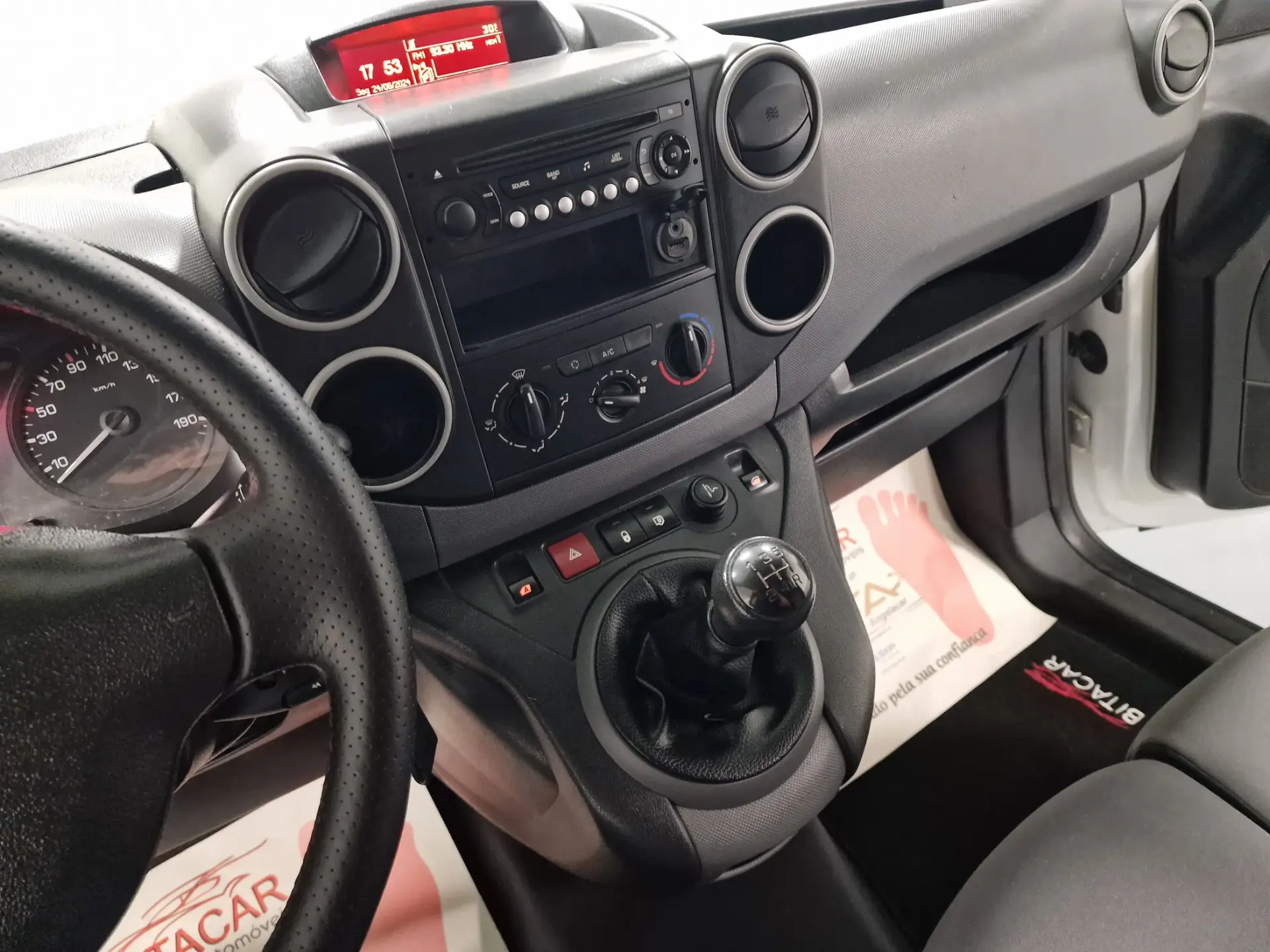Peugeot Partner 1.6 HDI IVA DEDUTIVEL 62