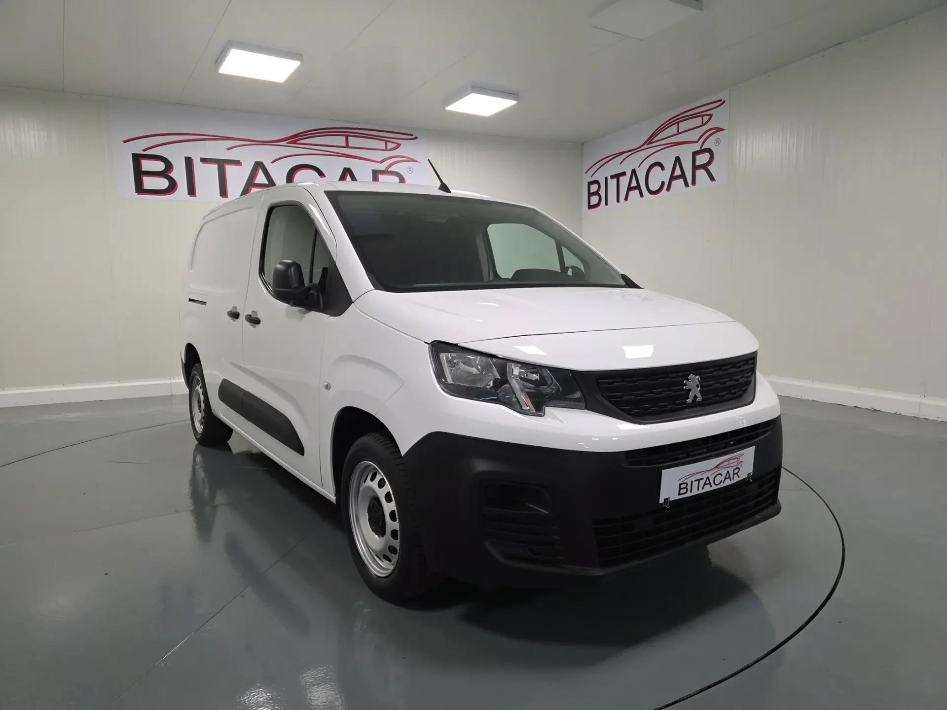 Peugeot Partner 1.5 BLUEHDI LONGA IVA DEDUTIVEL 1