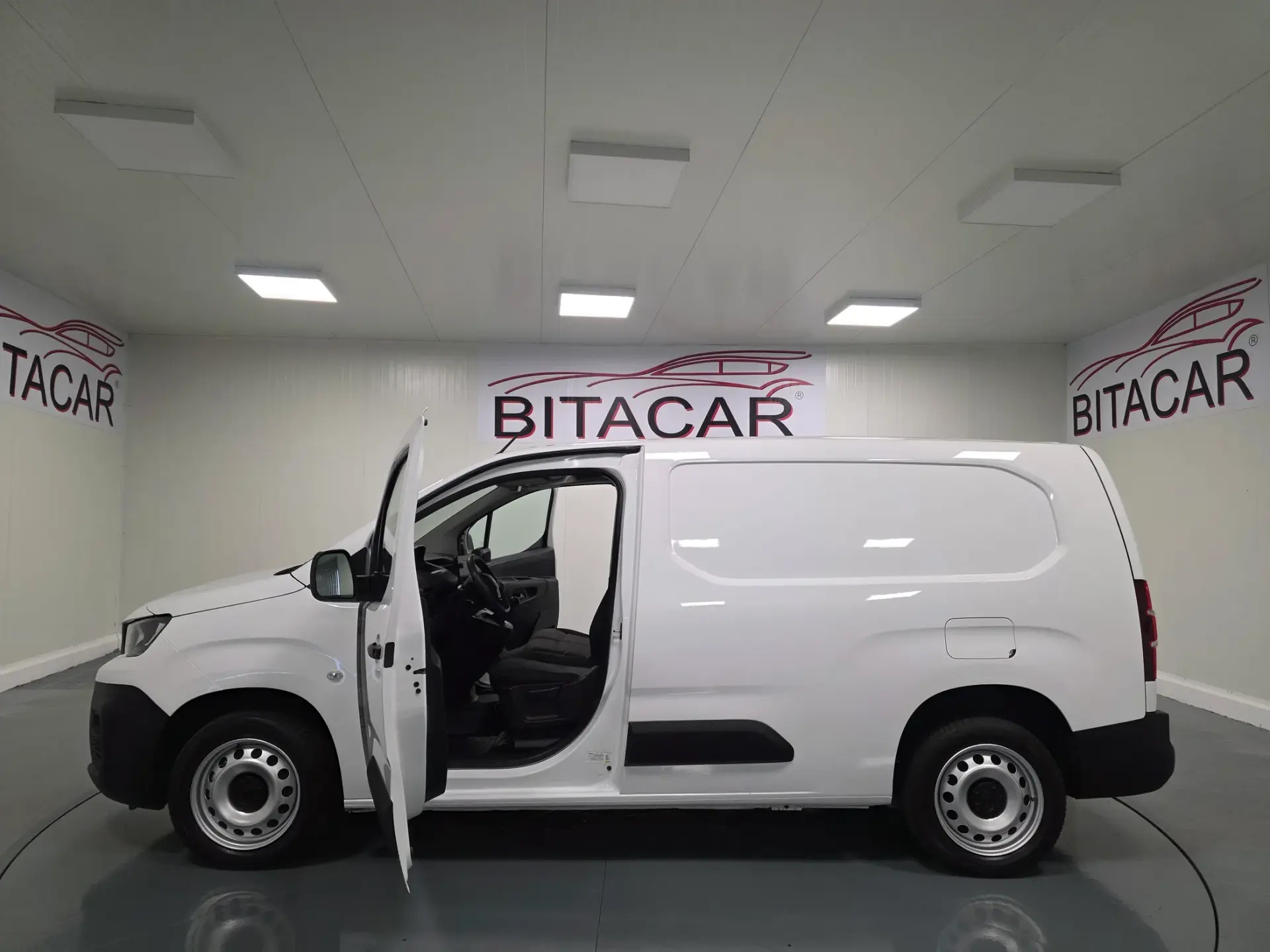 Peugeot Partner 1.5 BLUEHDI LONGA IVA DEDUTIVEL 35