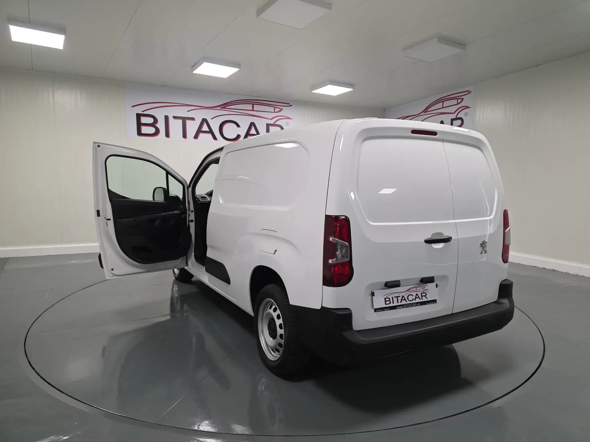 Peugeot Partner 1.5 BLUEHDI LONGA IVA DEDUTIVEL 36