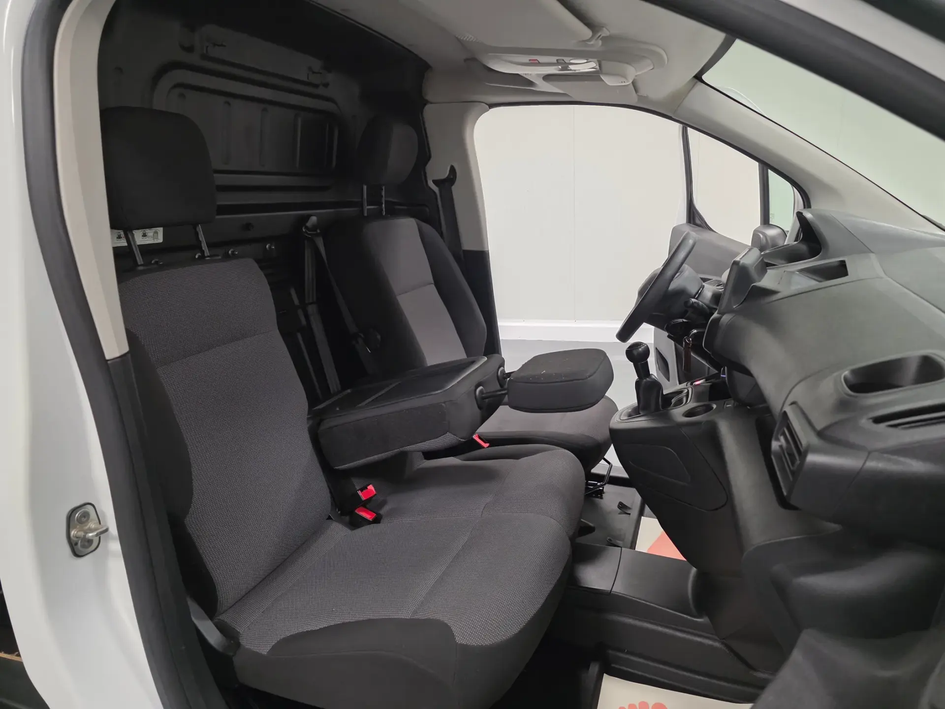 Peugeot Partner 1.5 BLUEHDI LONGA IVA DEDUTIVEL 52