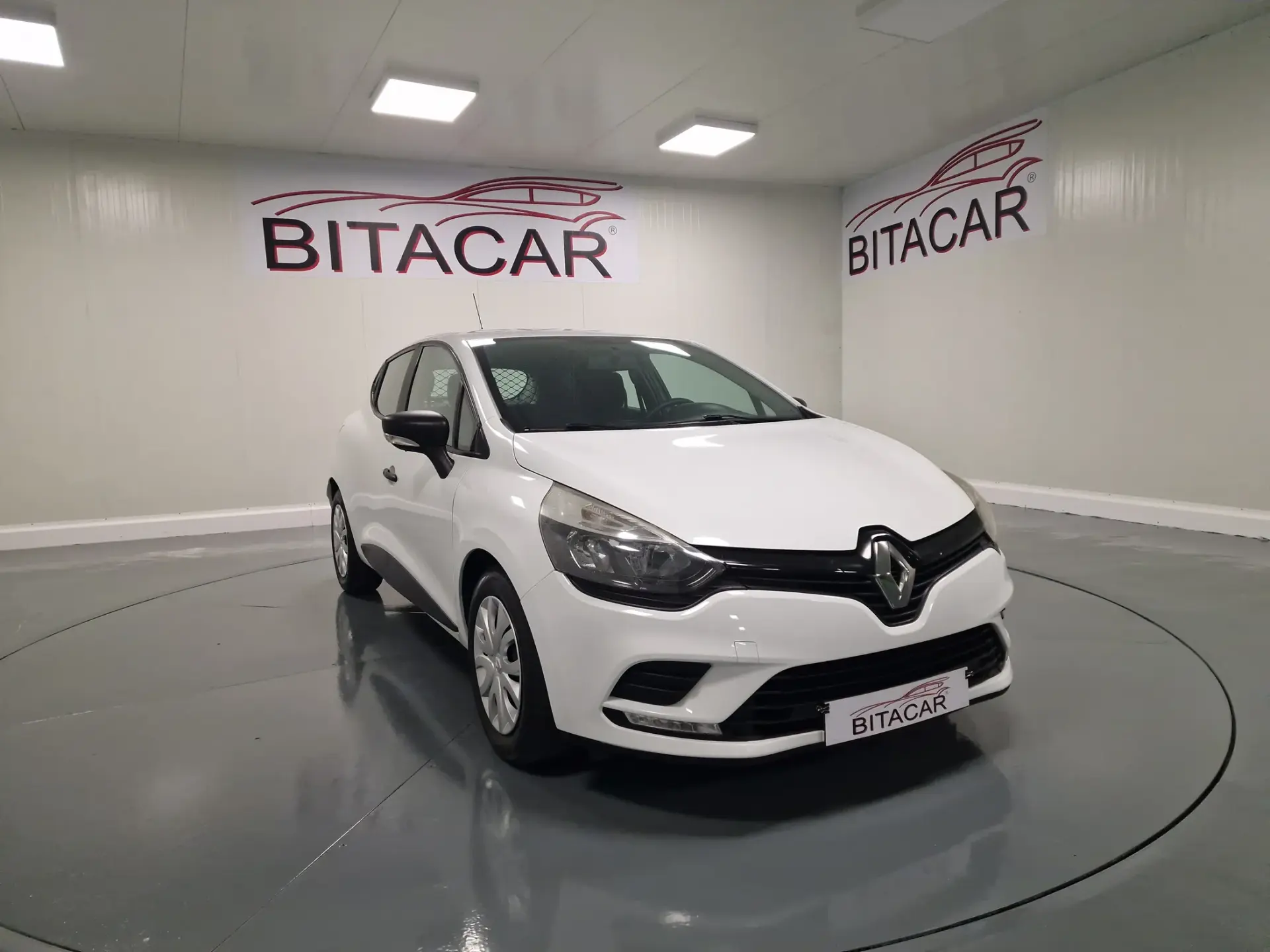 Renault Clio SOCIETE 1.5 DCI ZEN IVA DEDUTÍVEL 2