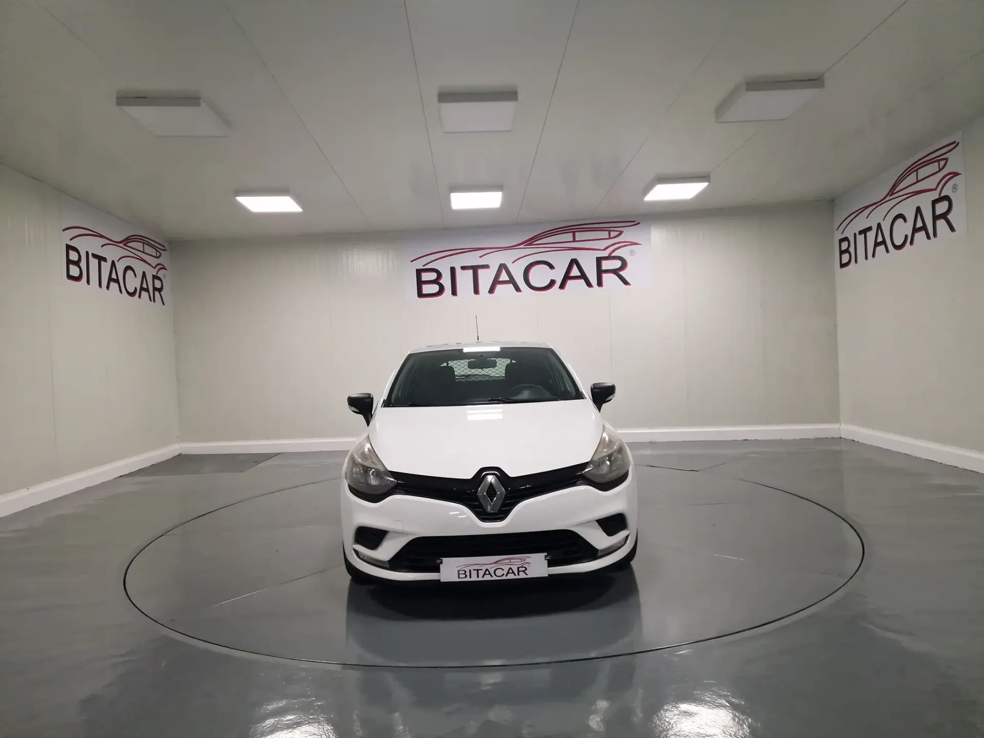 Renault Clio SOCIETE 1.5 DCI ZEN IVA DEDUTÍVEL 7