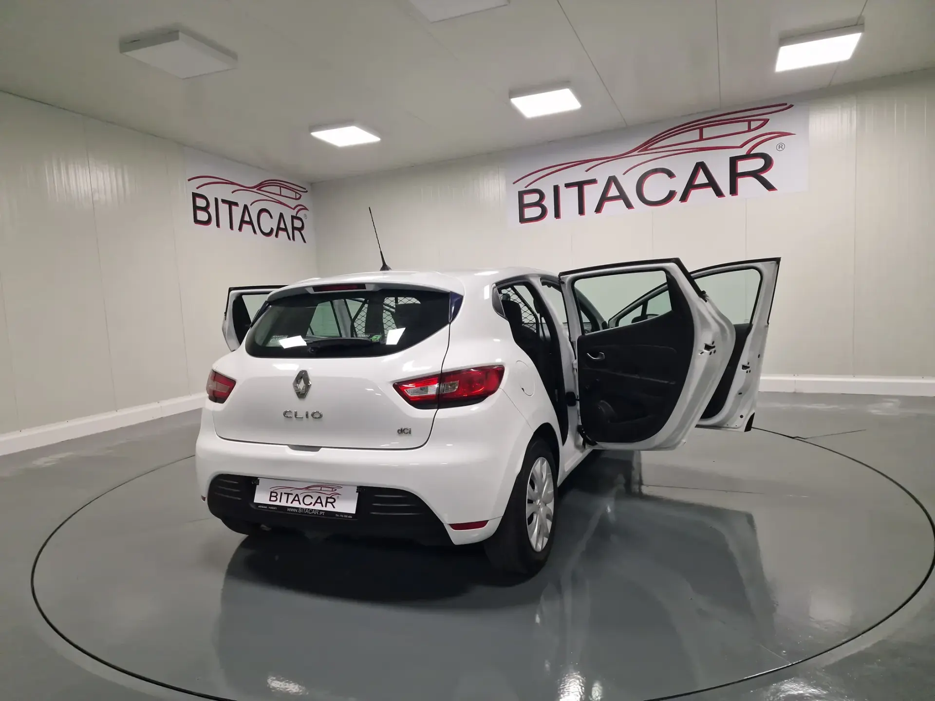Renault Clio SOCIETE 1.5 DCI ZEN IVA DEDUTÍVEL 35