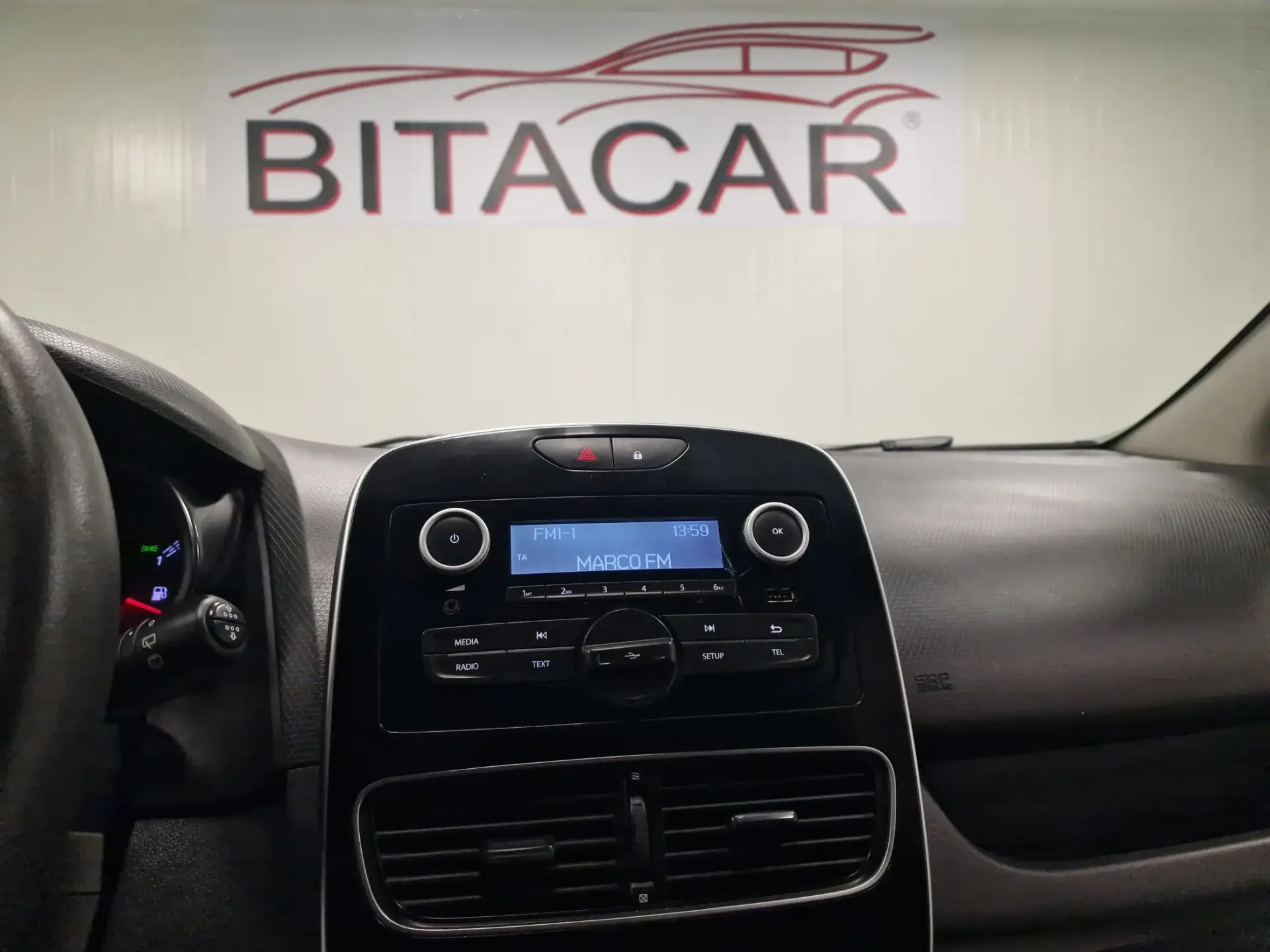 Renault Clio SOCIETE 1.5 DCI ZEN IVA DEDUTÍVEL 72