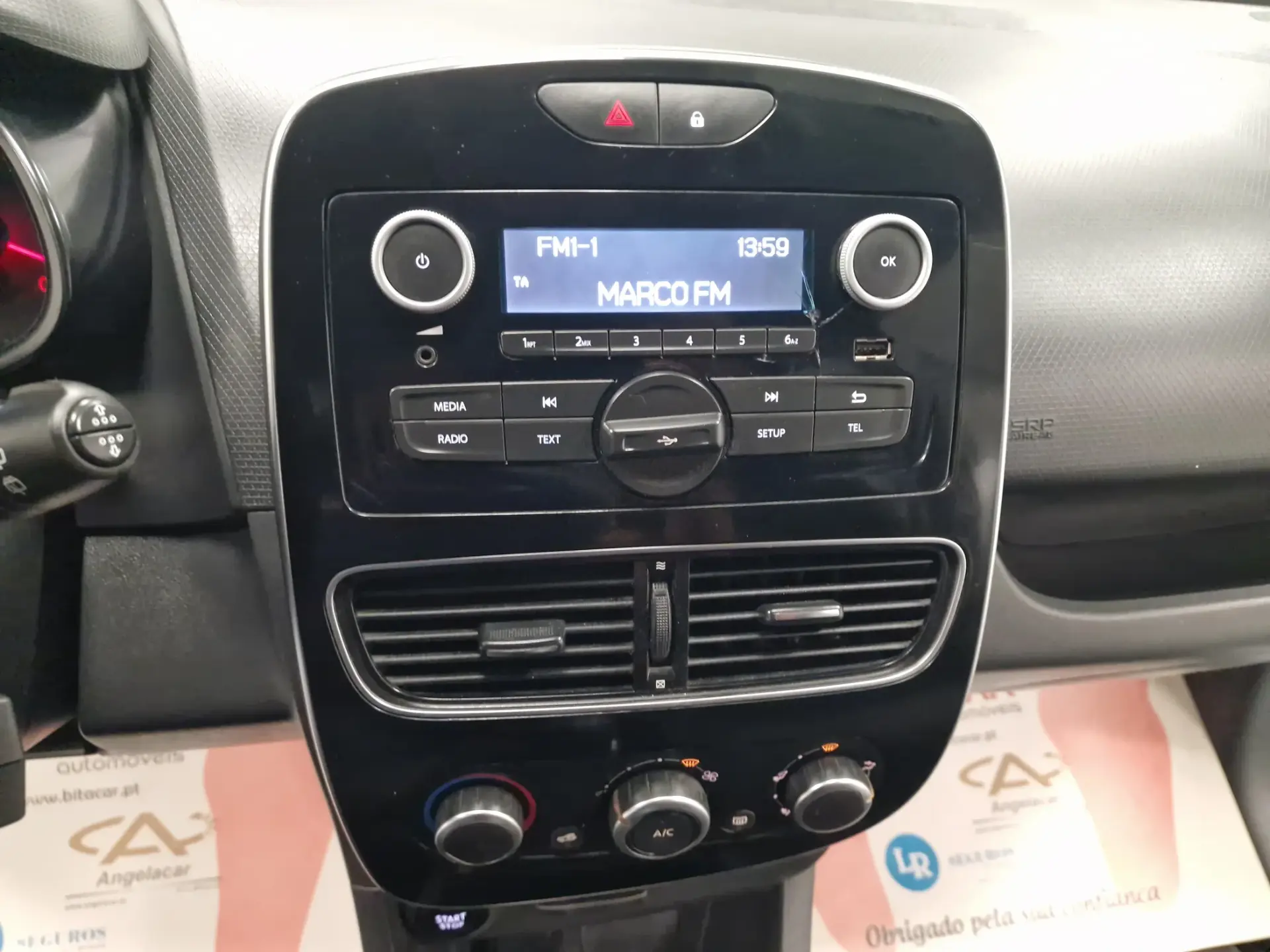 Renault Clio SOCIETE 1.5 DCI ZEN IVA DEDUTÍVEL 73