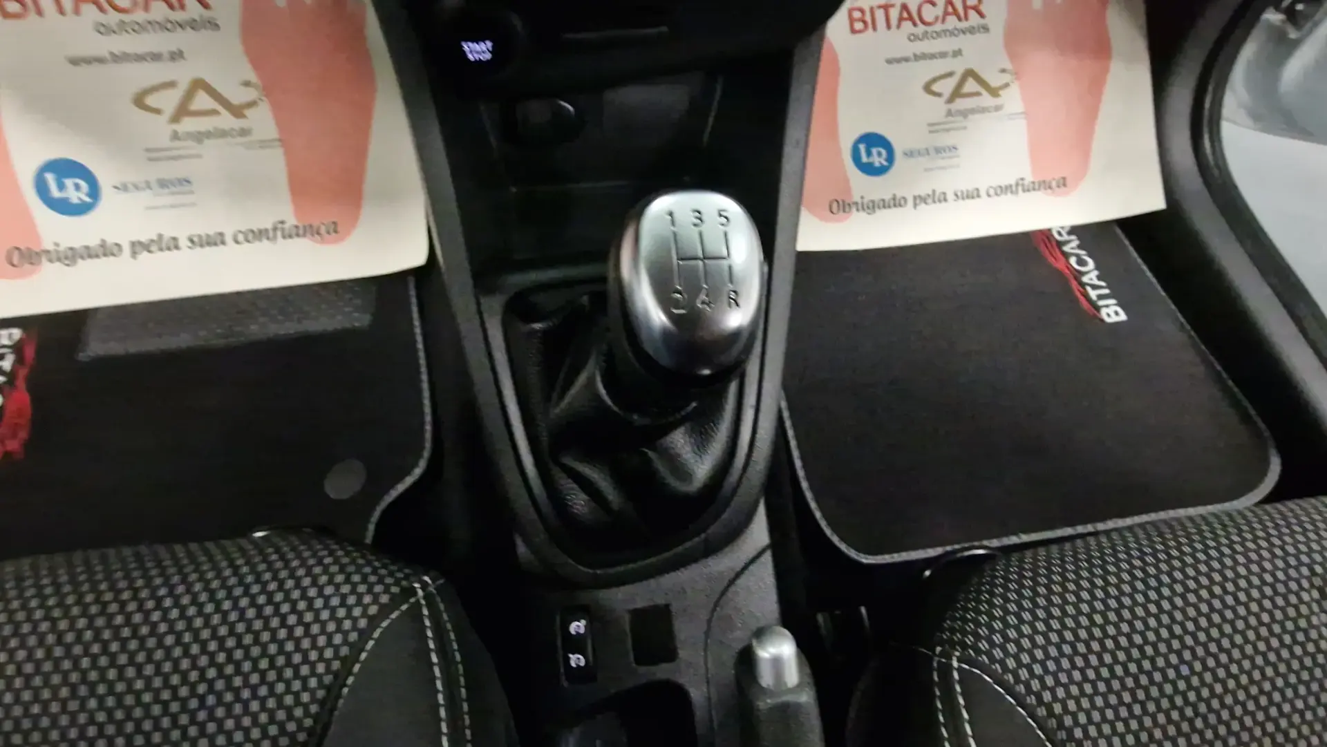 Renault Clio SOCIETE 1.5 DCI ZEN IVA DEDUTÍVEL 77