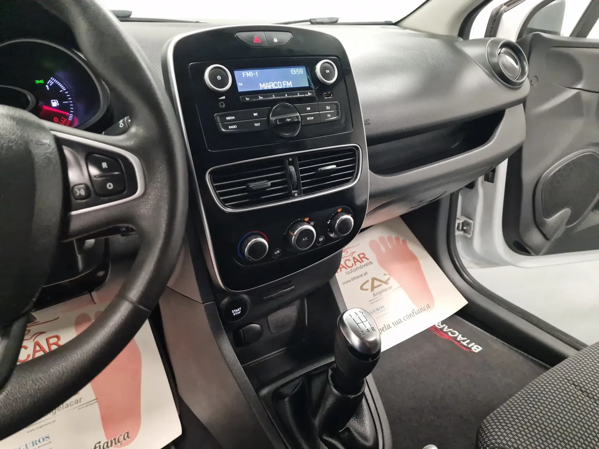 Renault Clio SOCIETE 1.5 DCI ZEN IVA DEDUTÍVEL 78