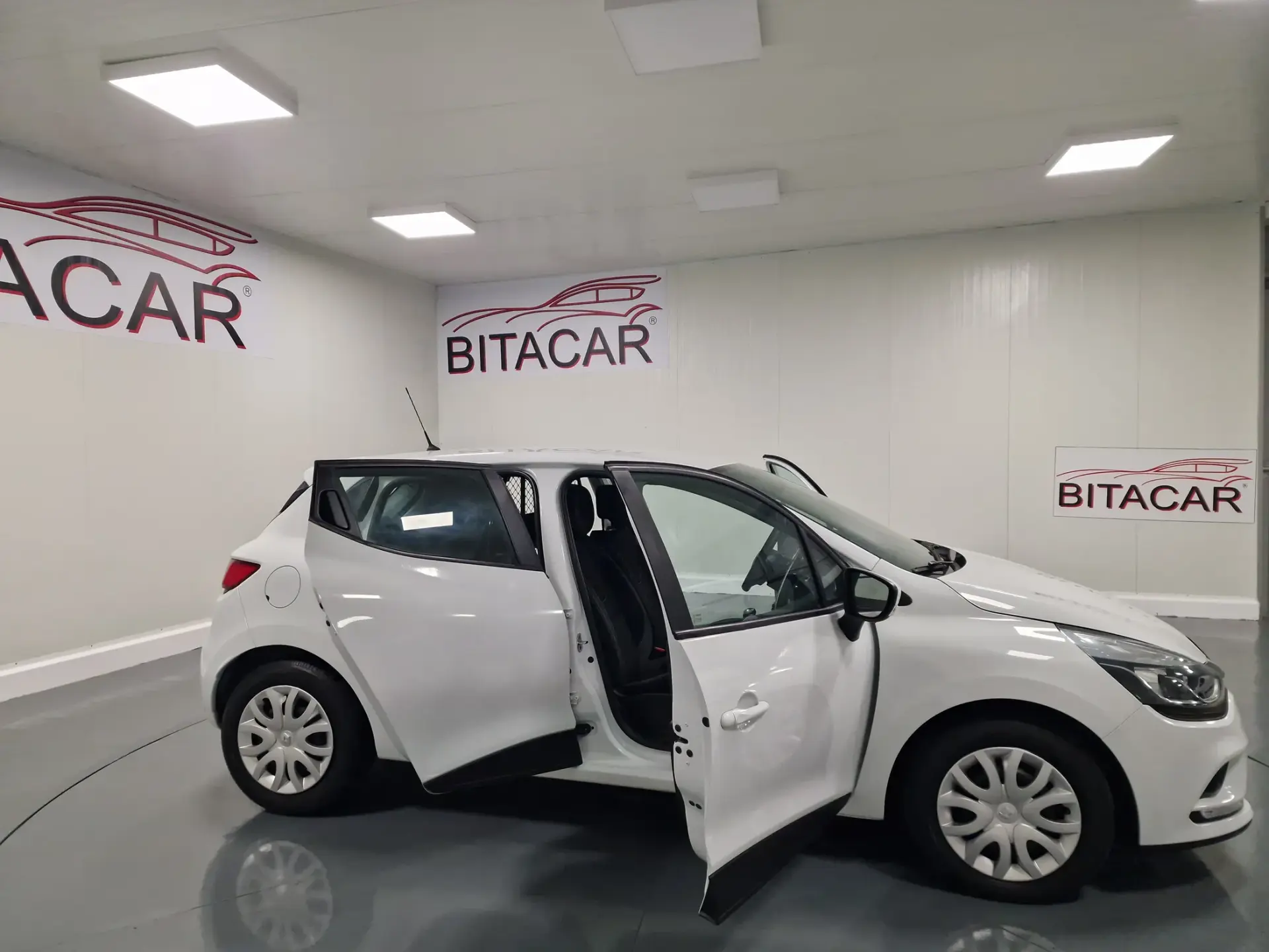 Renault Clio SOCIETE ZEN 1.5 DCI 90CV GPS IVA DEDUTIVEL 25