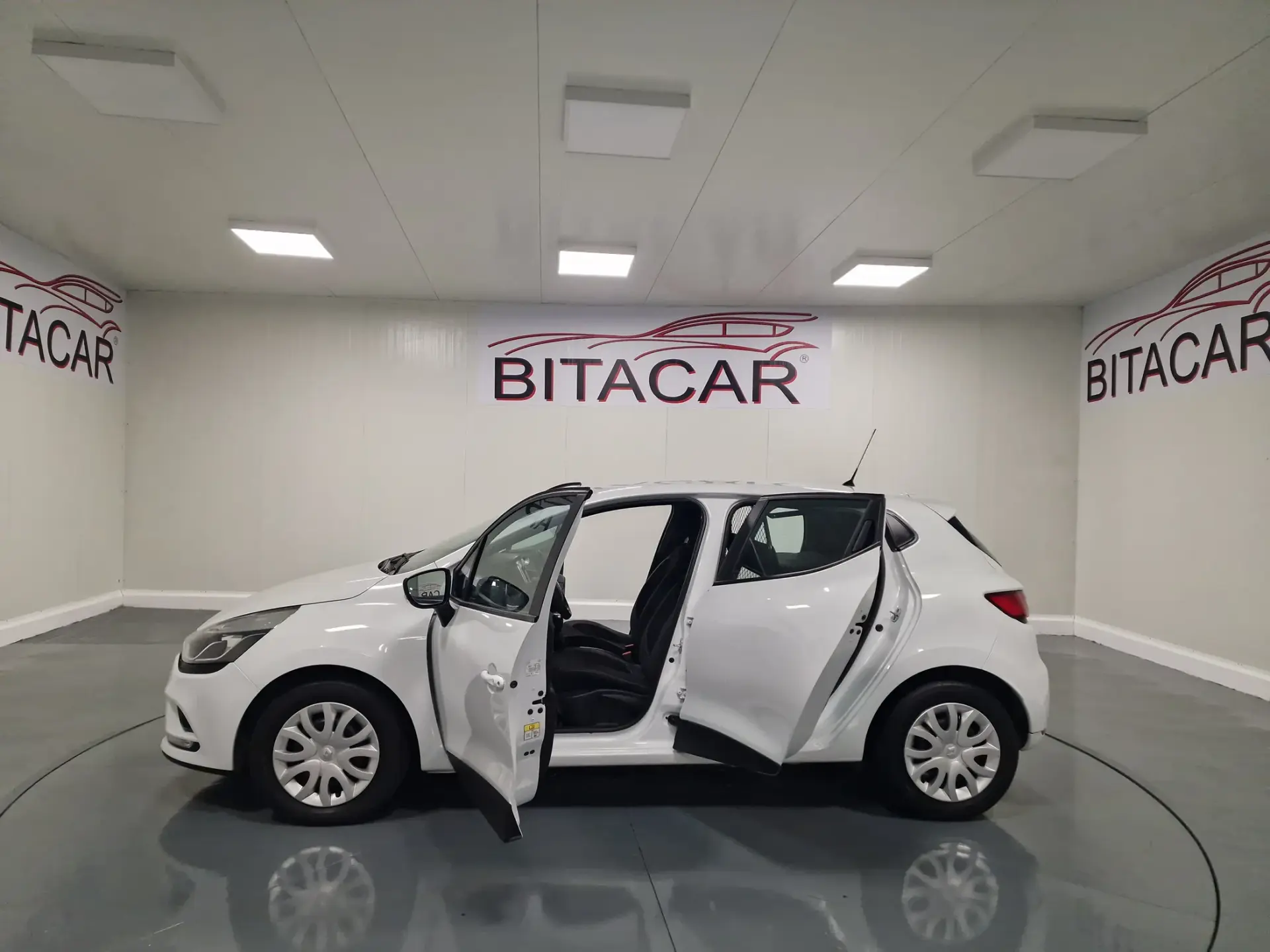 Renault Clio SOCIETE ZEN 1.5 DCI 90CV GPS IVA DEDUTIVEL 30