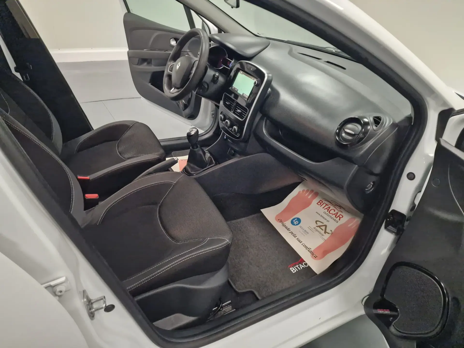 Renault Clio SOCIETE ZEN 1.5 DCI 90CV GPS IVA DEDUTIVEL 54