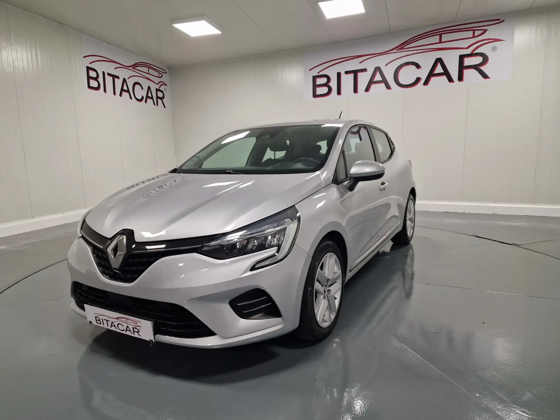 Renault Clio 1.5 Blue dCi Intens 11