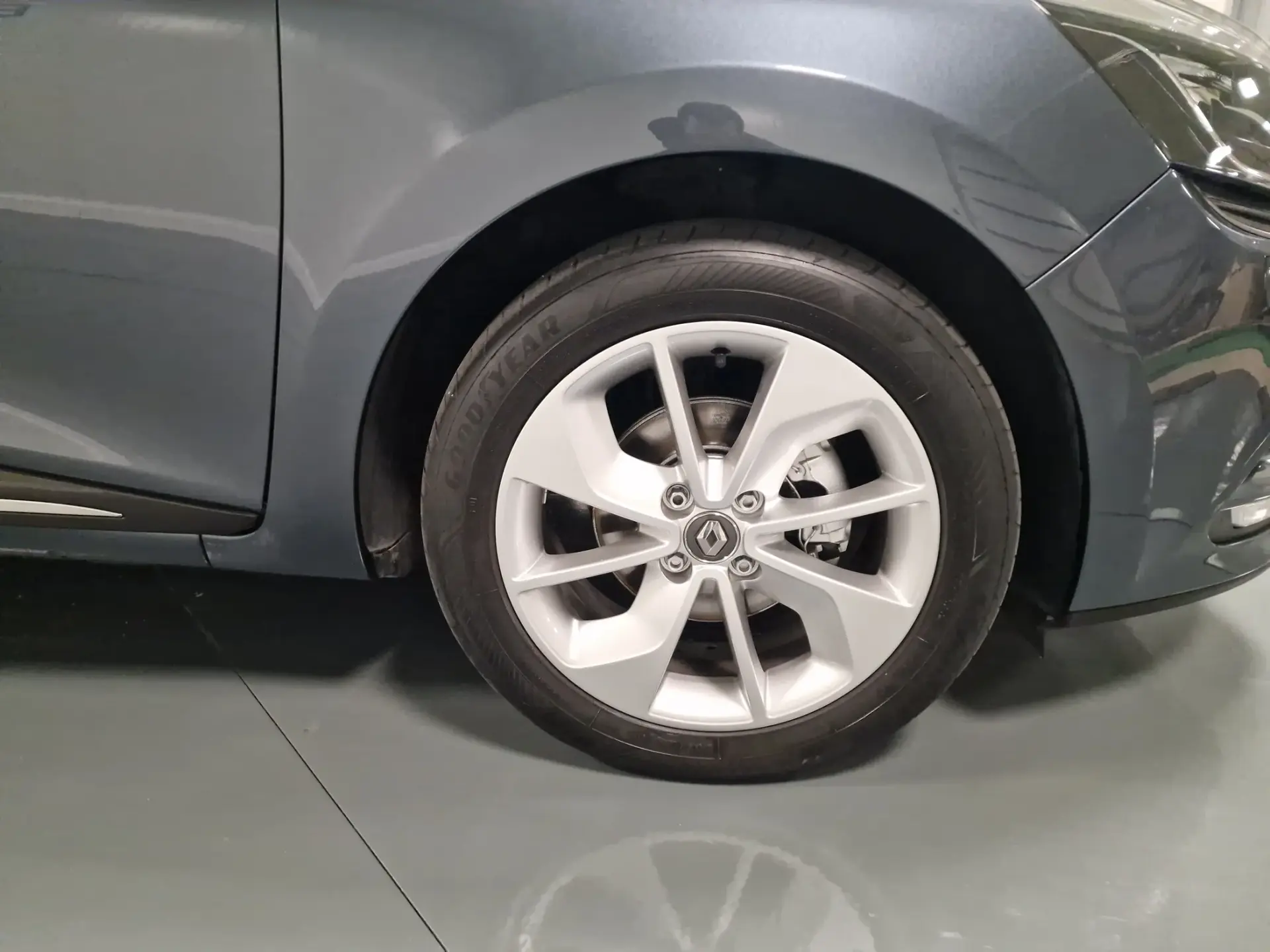 Renault Clio 1.5 dCi Limited 3