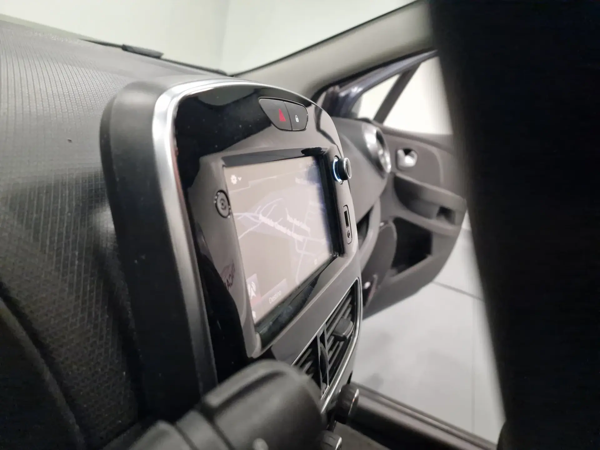 Renault Clio 1.5 dCi Limited 77