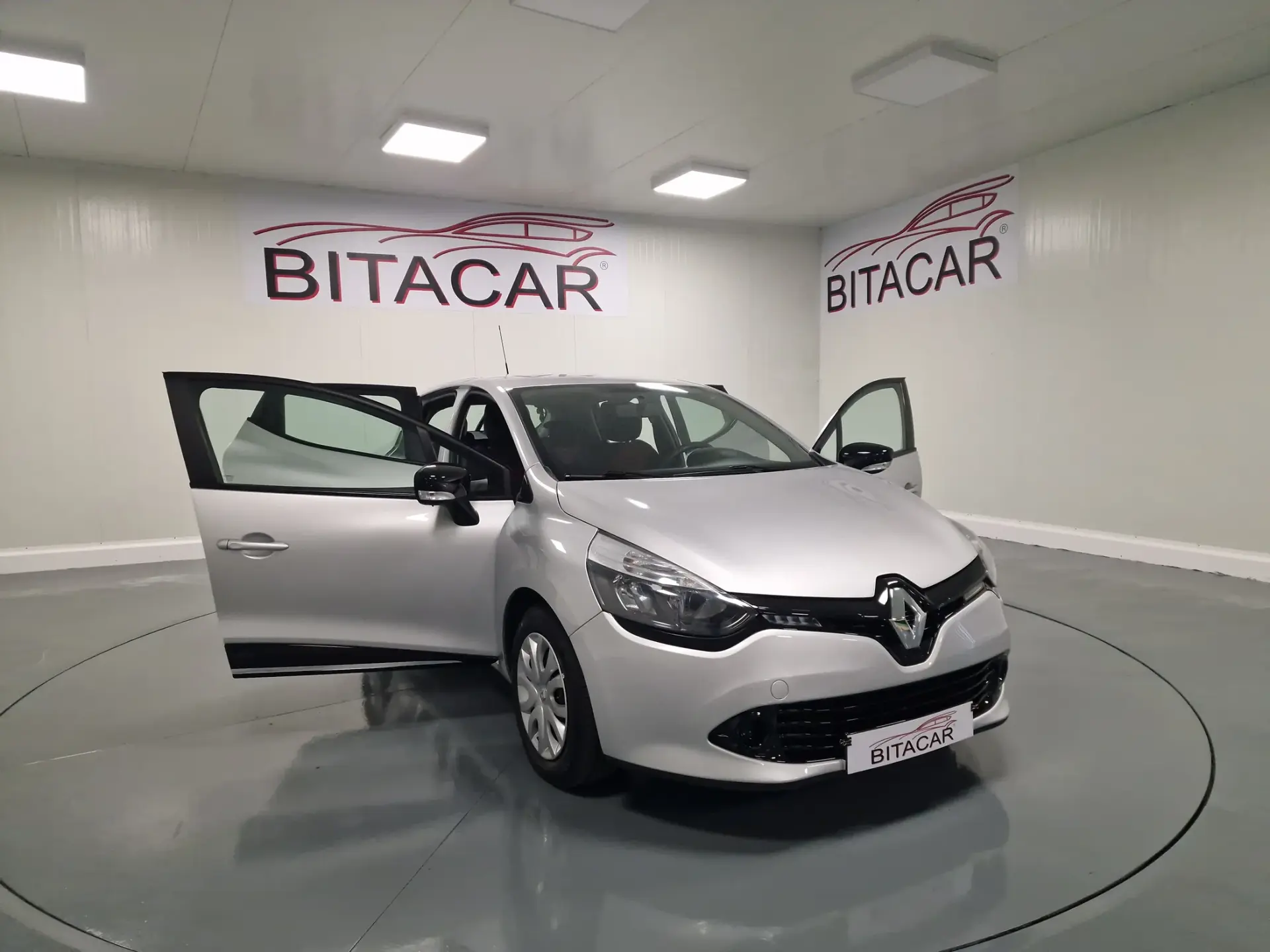 Renault Clio 1.5 dCi Comfort 8