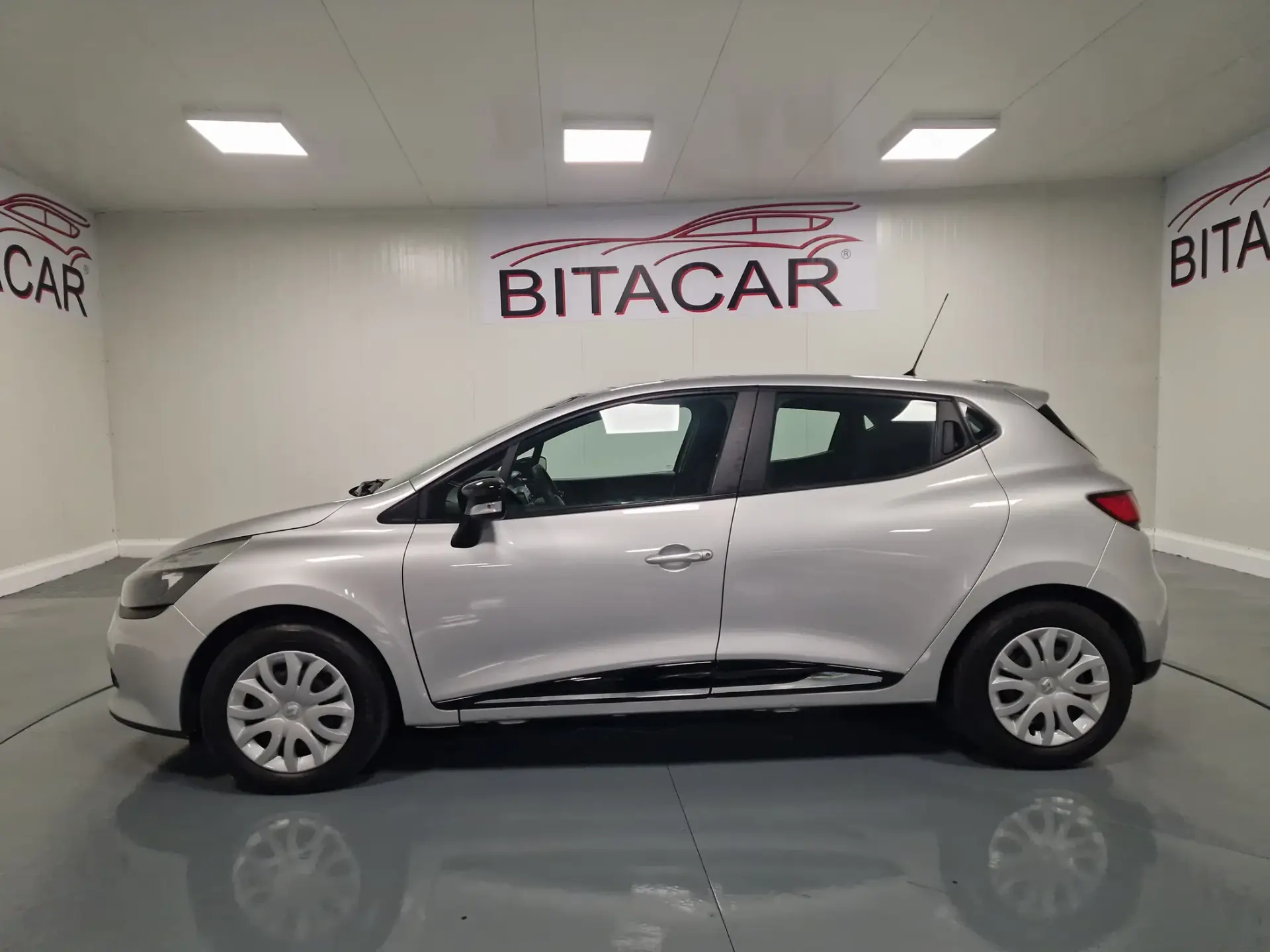 Renault Clio 1.5 dCi Comfort 16