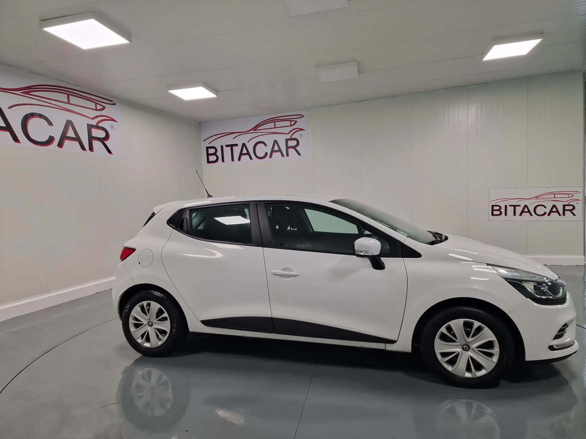 Renault Clio SOCIETE 1.5Dci  90CV GPS INTENS IVA DEDUTIVEL 2