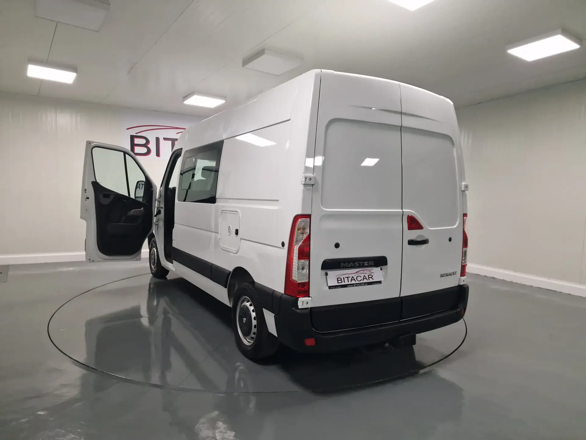Renault Master 2.3 dCi L2H2 3.5T 3