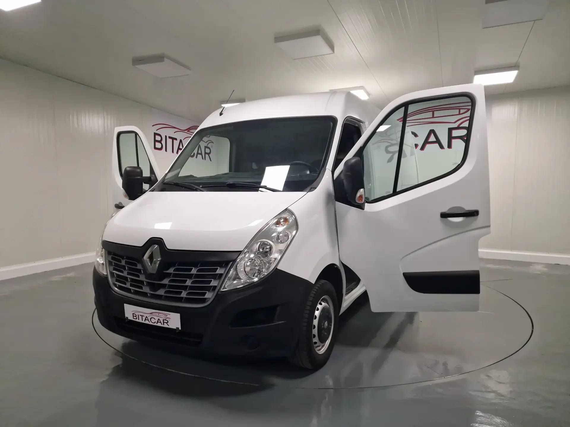 Renault Master 2.3 DCI L2H2 130CV IVA DEDUTIVEL 26