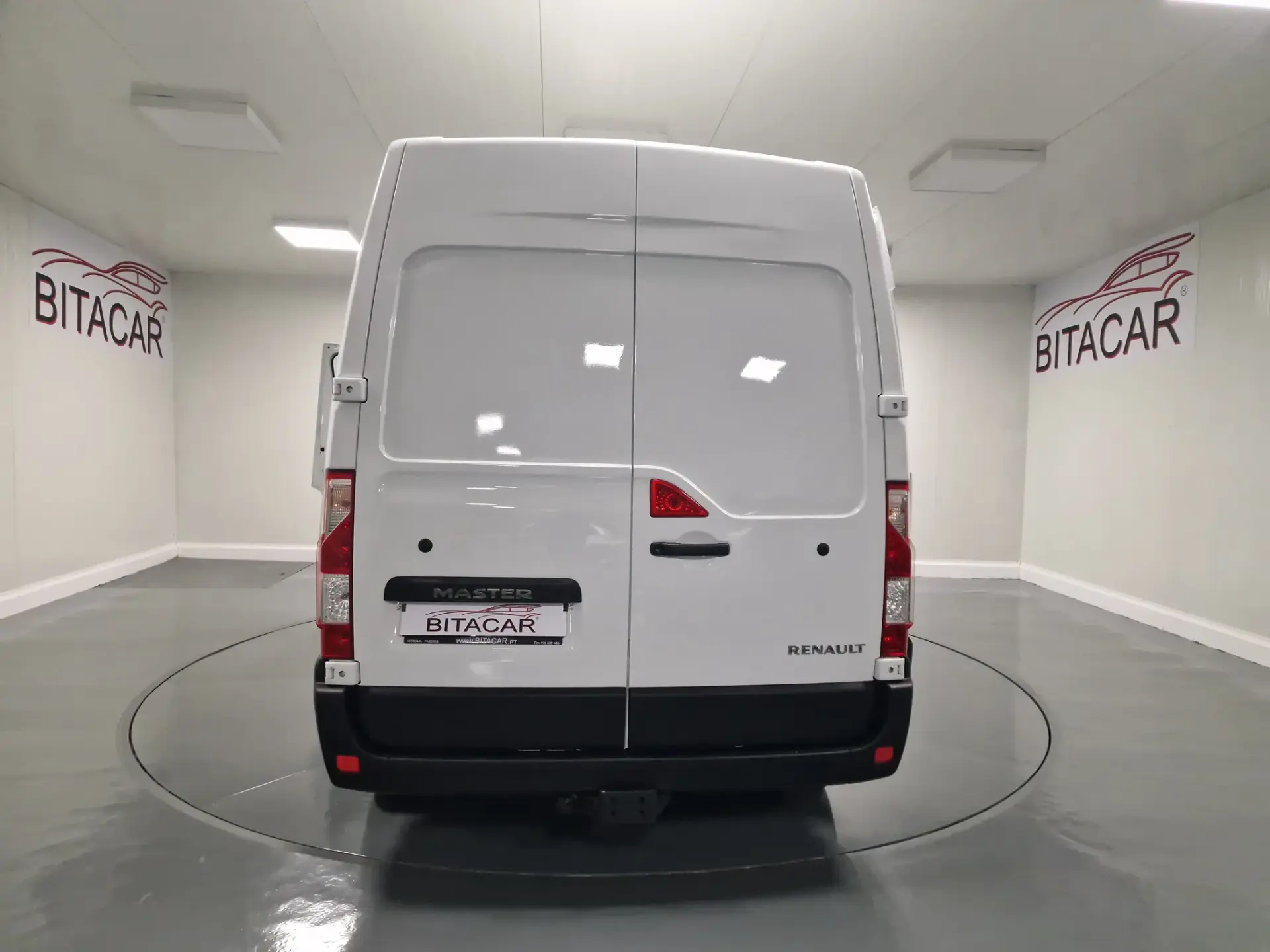 Renault Master 2.3 DCI L2H2 130CV IVA DEDUTIVEL 32