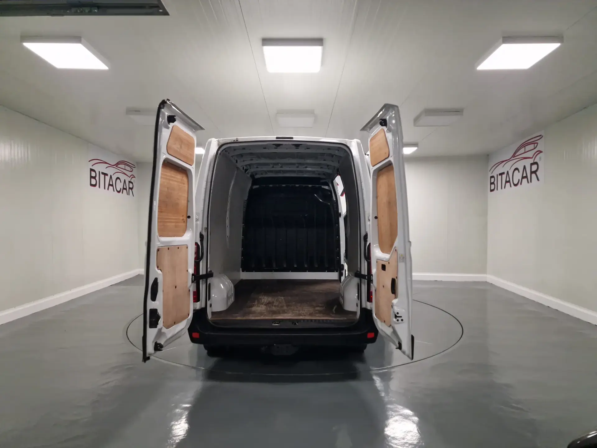 Renault Master 2.3 DCI L2H2 130CV IVA DEDUTIVEL 35