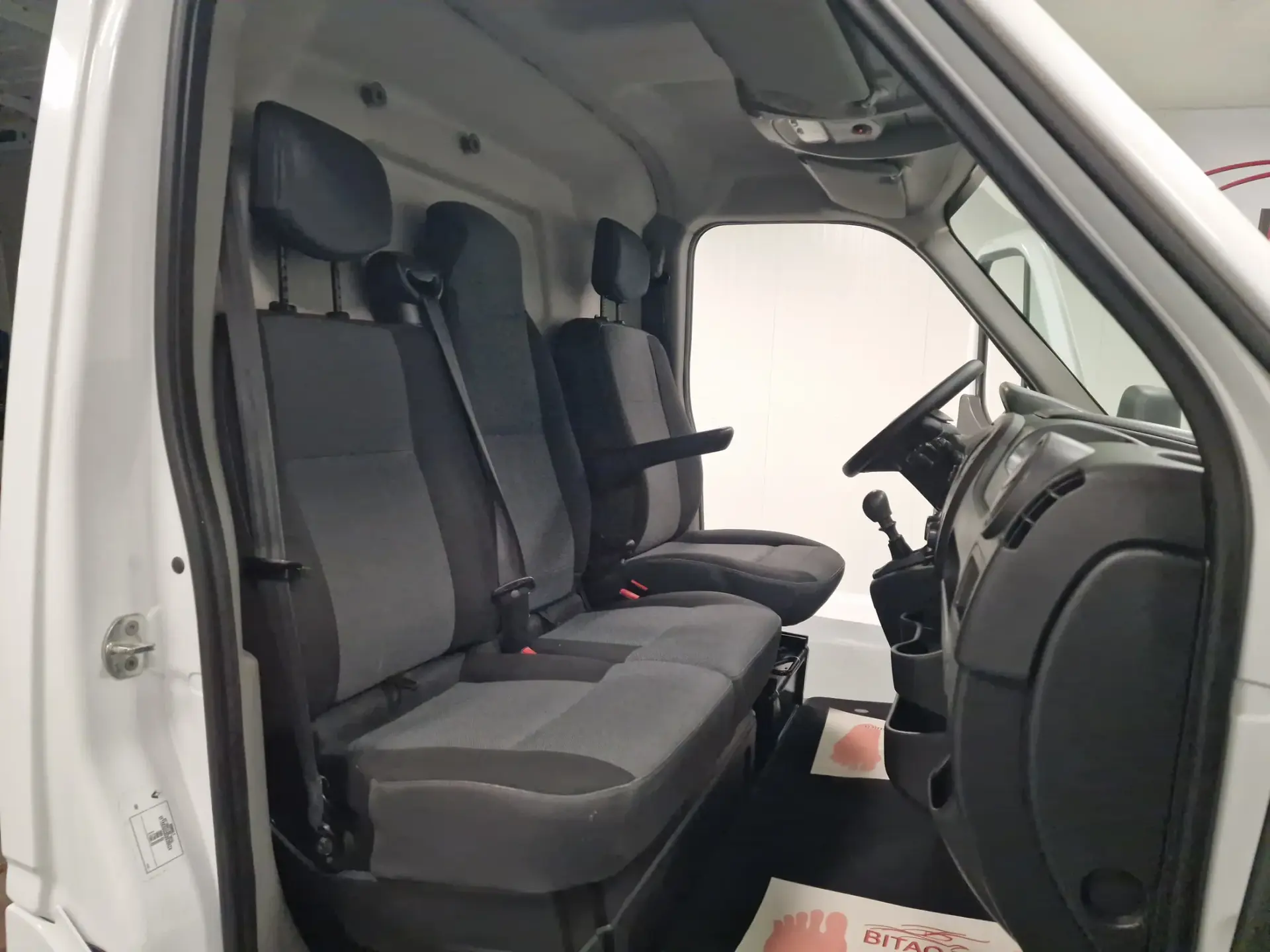Renault Master 2.3 DCI L2H2 130CV IVA DEDUTIVEL 41