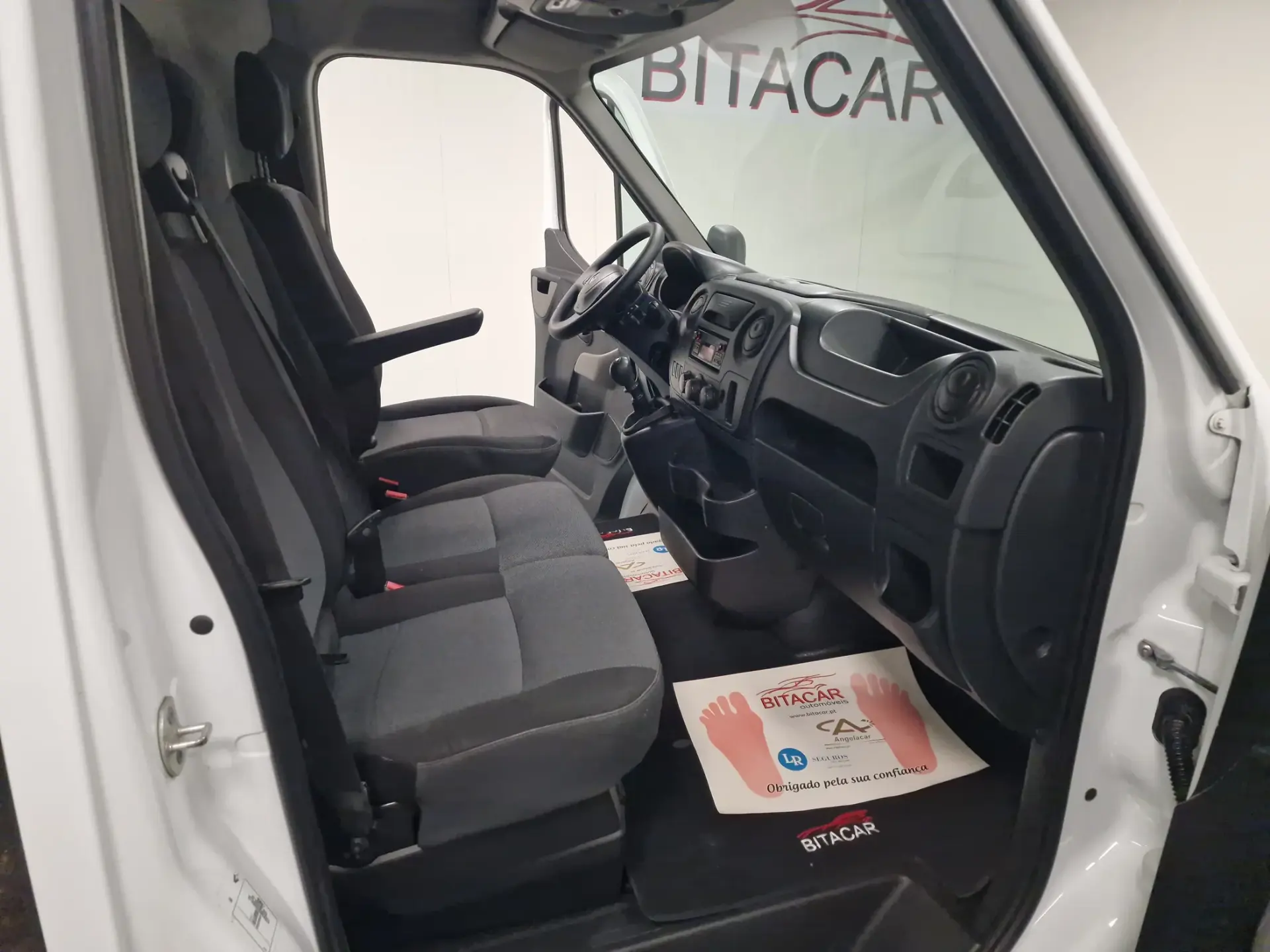 Renault Master 2.3 DCI L2H2 130CV IVA DEDUTIVEL 43