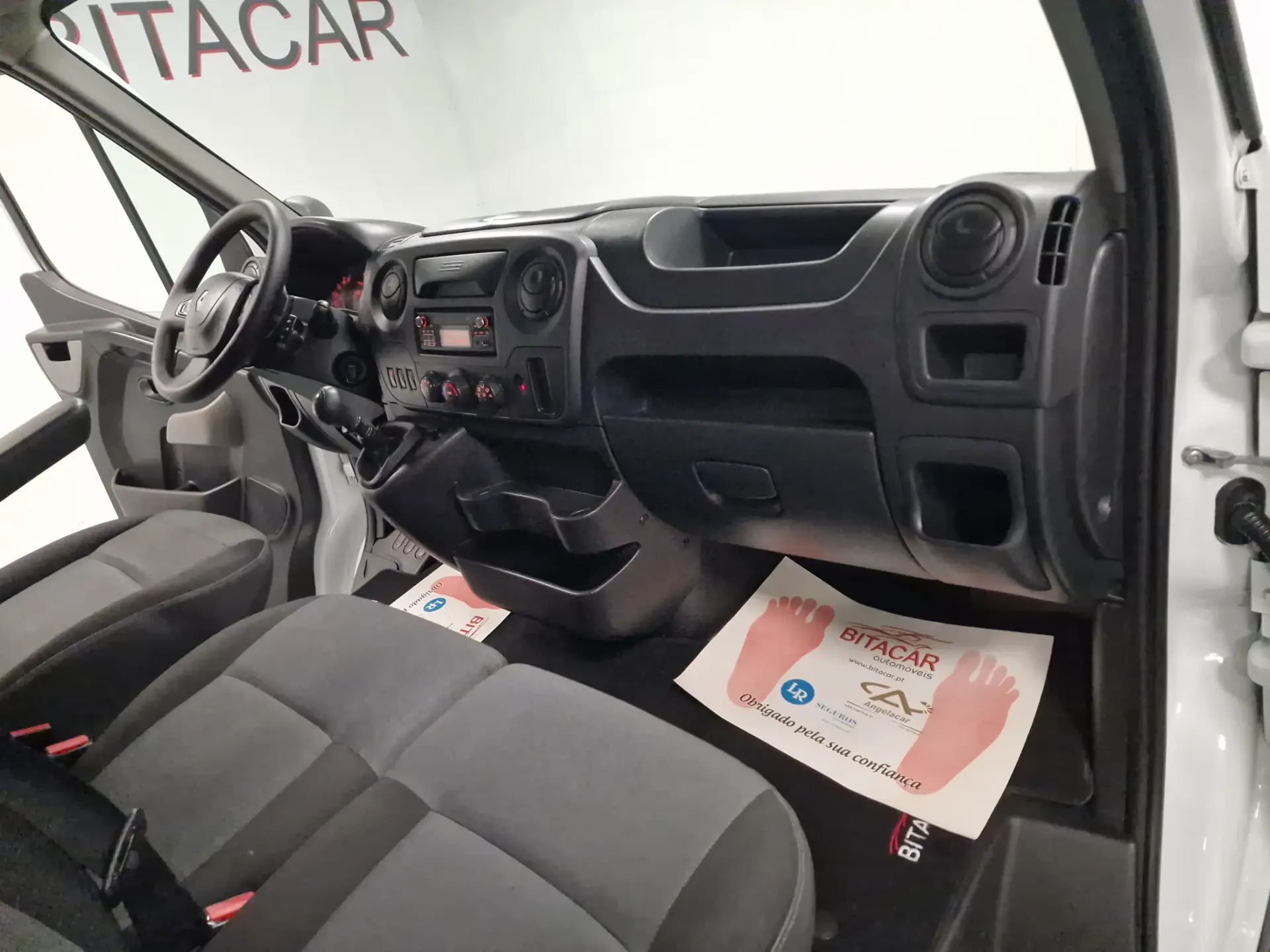 Renault Master 2.3 DCI L2H2 130CV IVA DEDUTIVEL 45