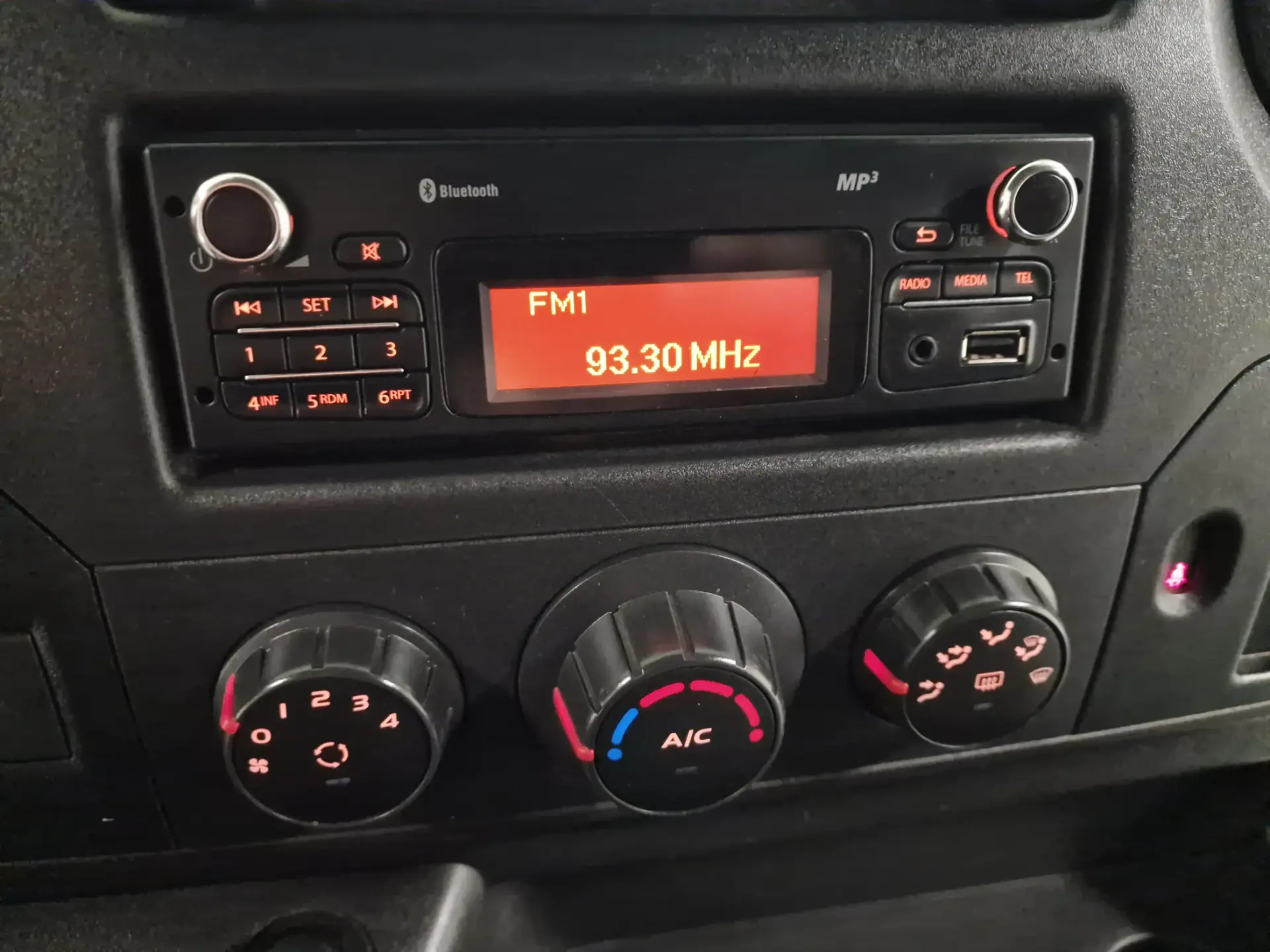 Renault Master 2.3 DCI L2H2 130CV IVA DEDUTIVEL 79
