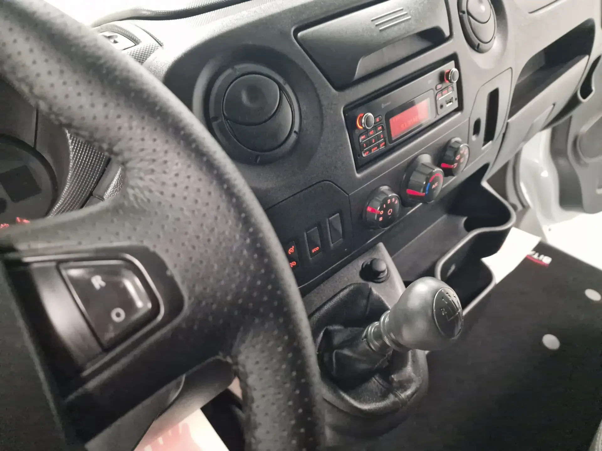 Renault Master 2.3 DCI L2H2 130CV IVA DEDUTIVEL 103