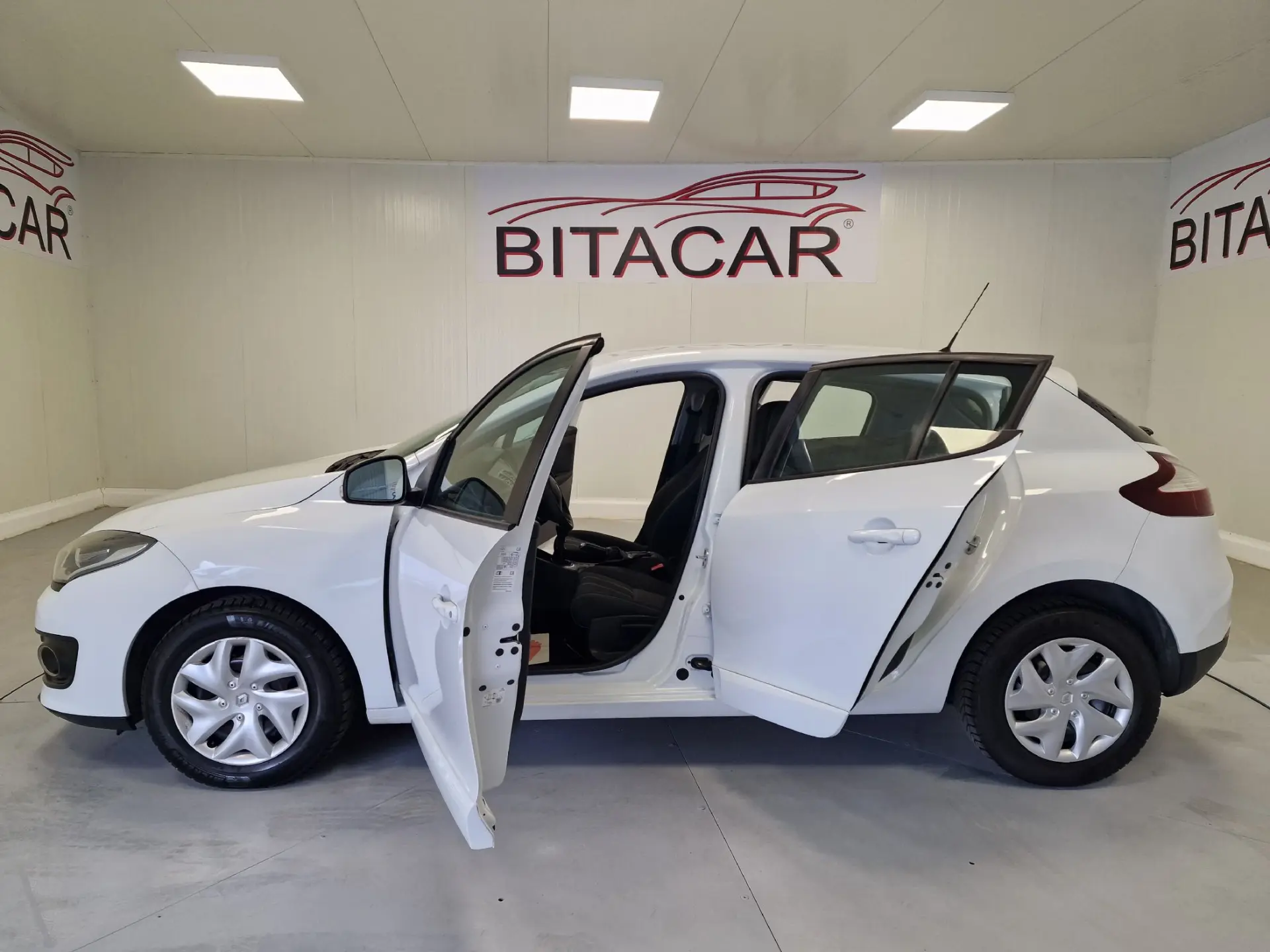 Renault Mégane 1.5 DCI SOCIETE IVA DEDUTIVEL 14