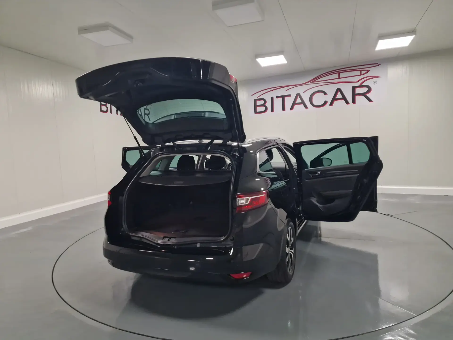 Renault Mégane Sport Tourer 1.5 dCi Limited 26
