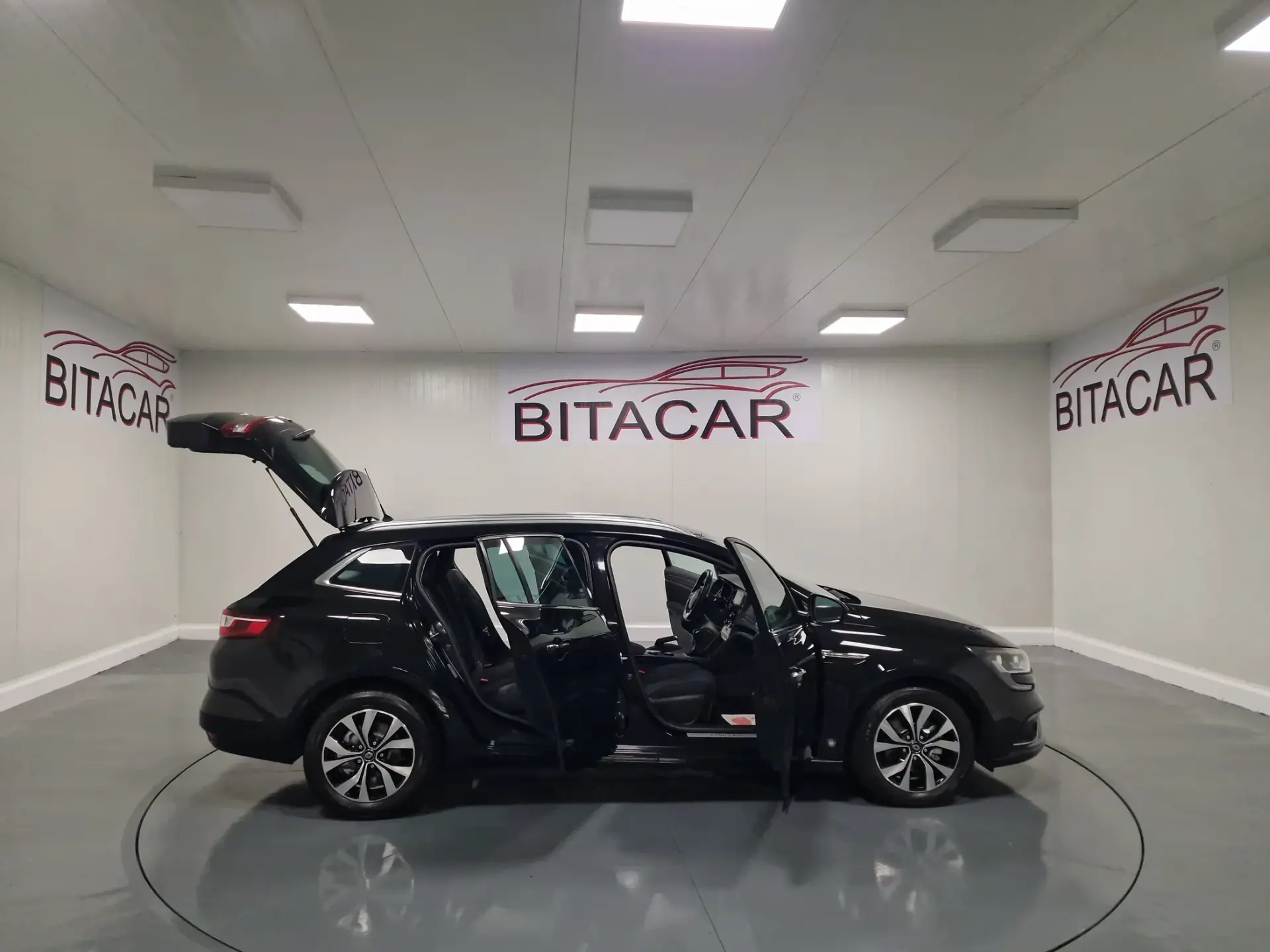 Renault Mégane Sport Tourer 1.5 dCi Limited 27
