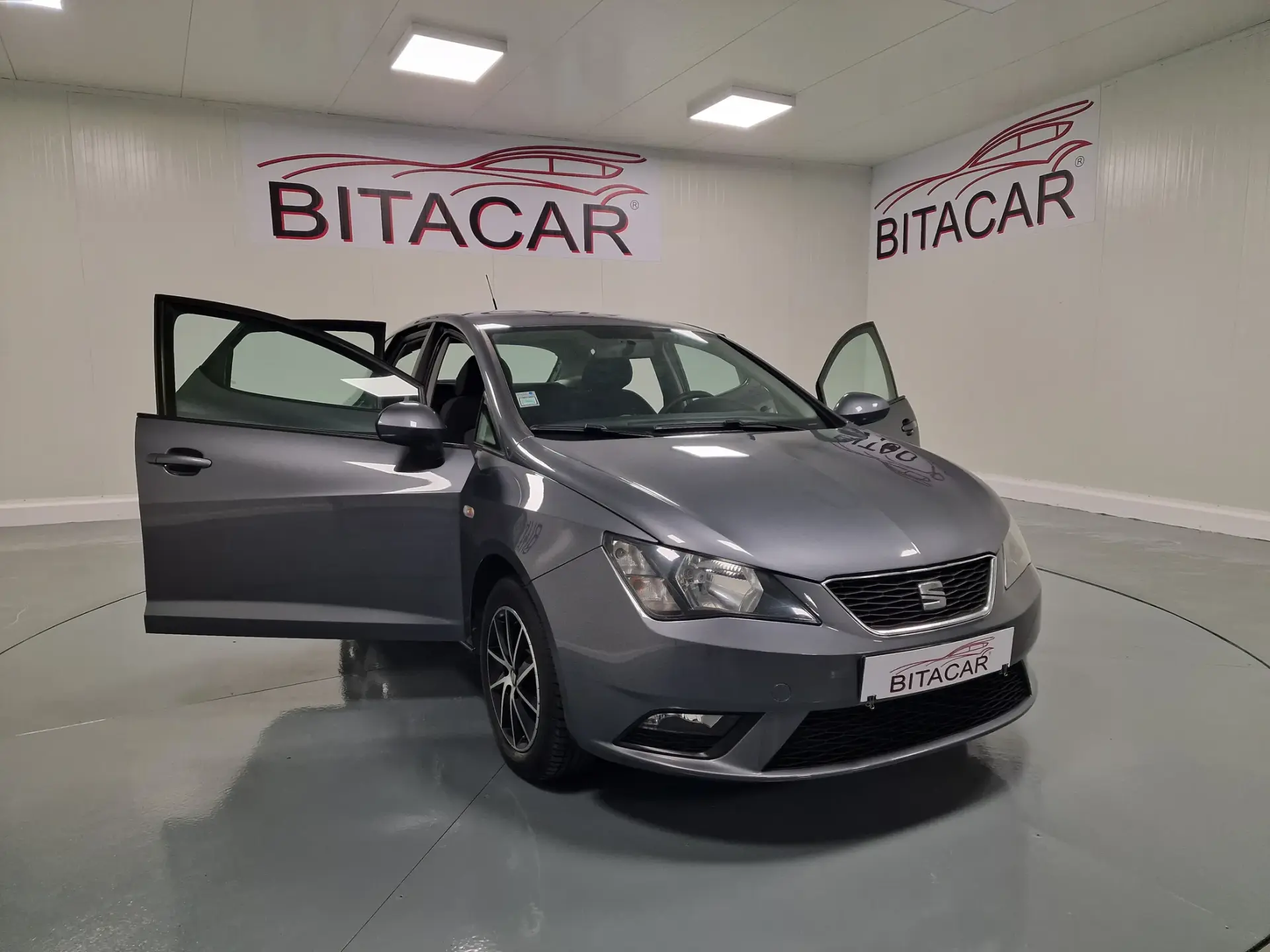 SEAT Ibiza 1.4 TDi Reference 8