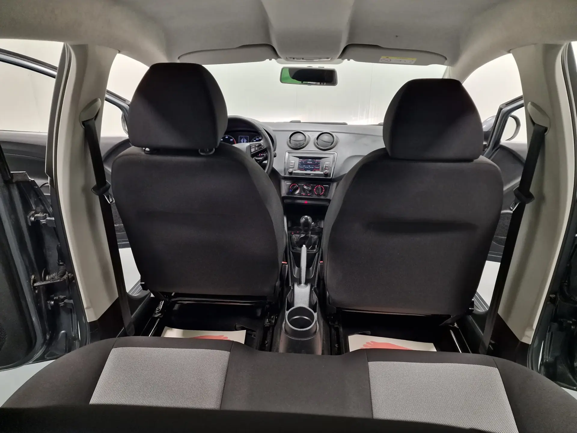 SEAT Ibiza 1.4 TDi Reference 27