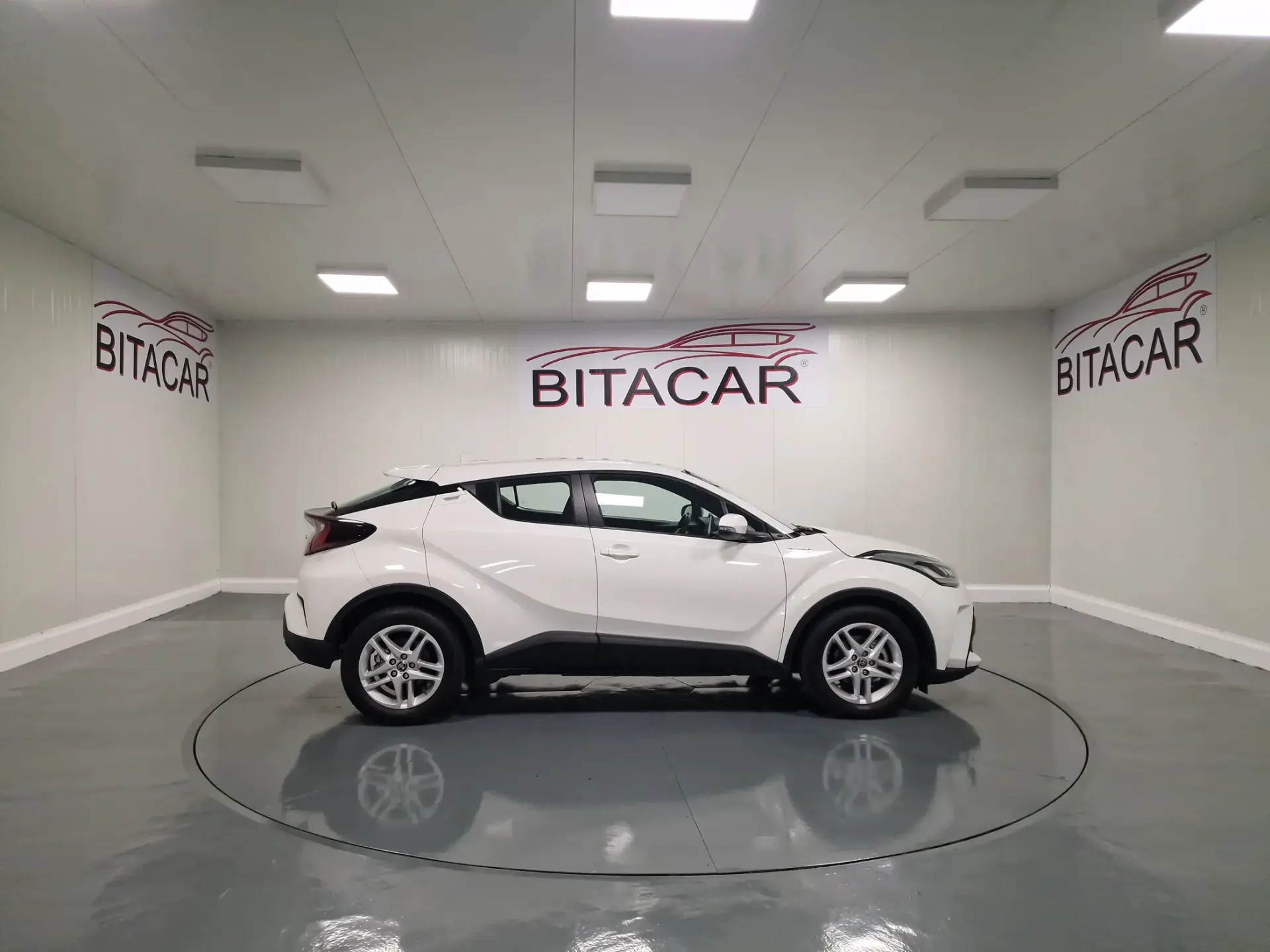 Toyota C-HR 1.8 Hybrid Comfort 30