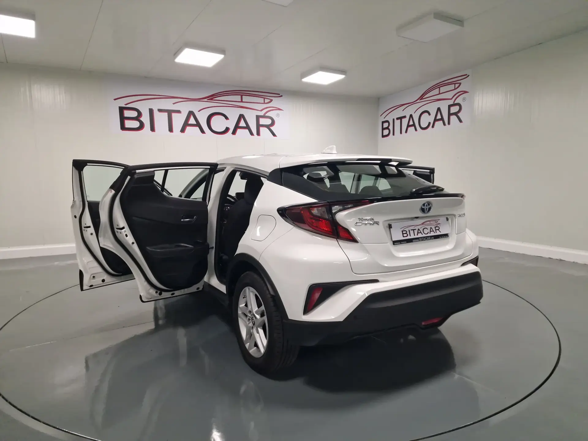 Toyota C-HR 1.8 Hybrid Comfort 39