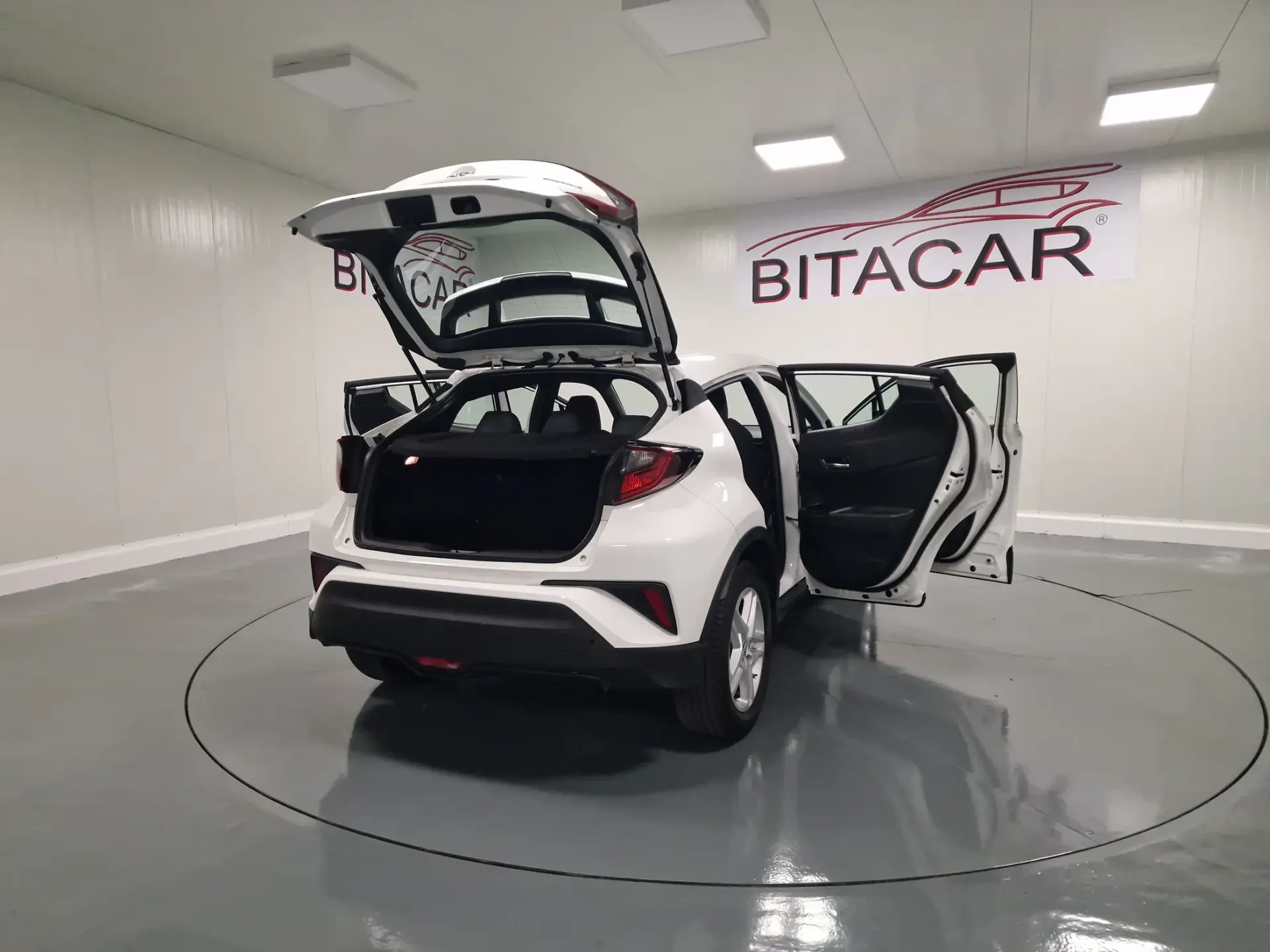 Toyota C-HR 1.8 Hybrid Comfort 45