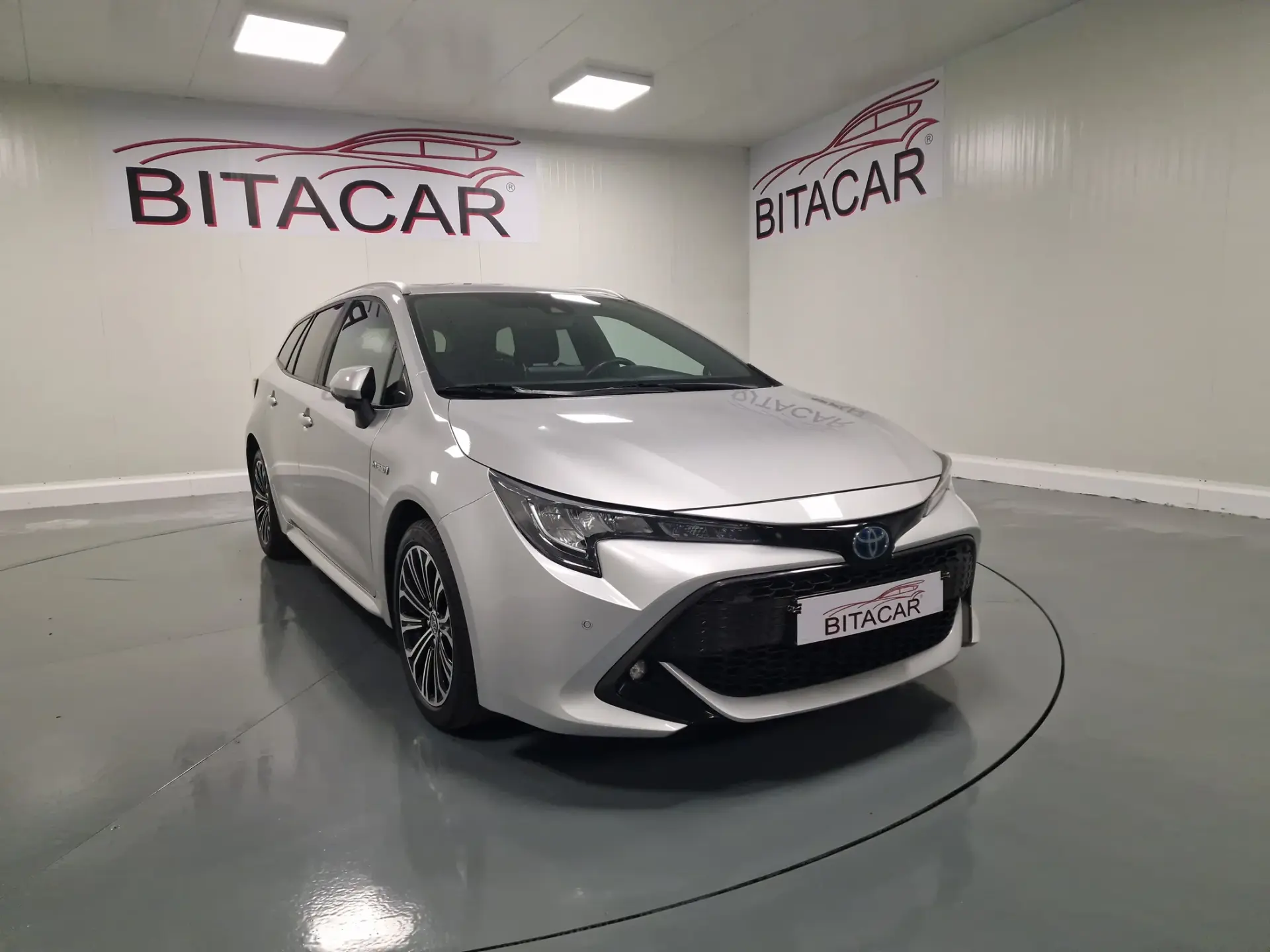 Toyota Corolla Touring Sports 1.8 Hybrid Comfort+P.Sport 2