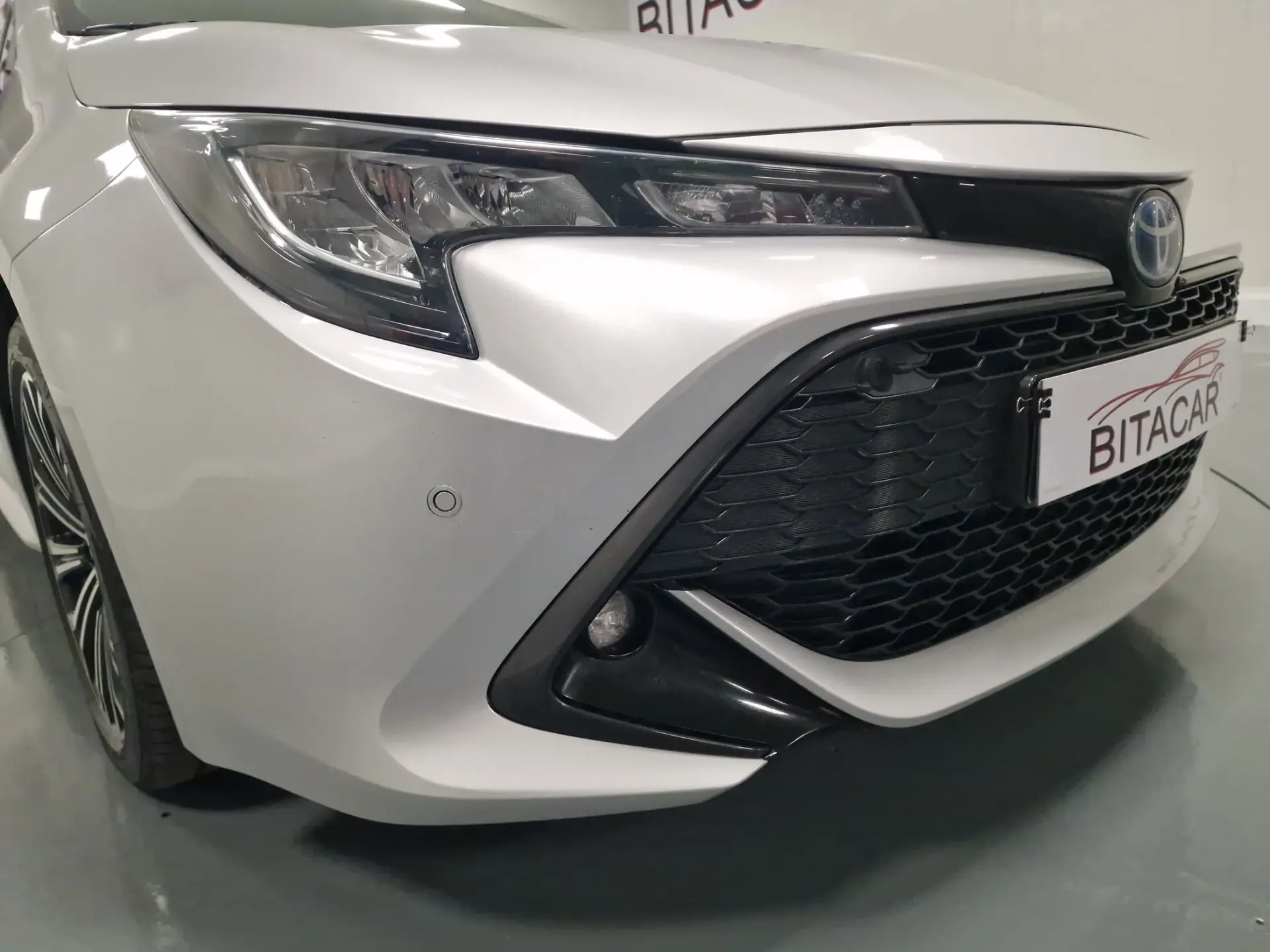 Toyota Corolla Touring Sports 1.8 Hybrid Comfort+P.Sport 6