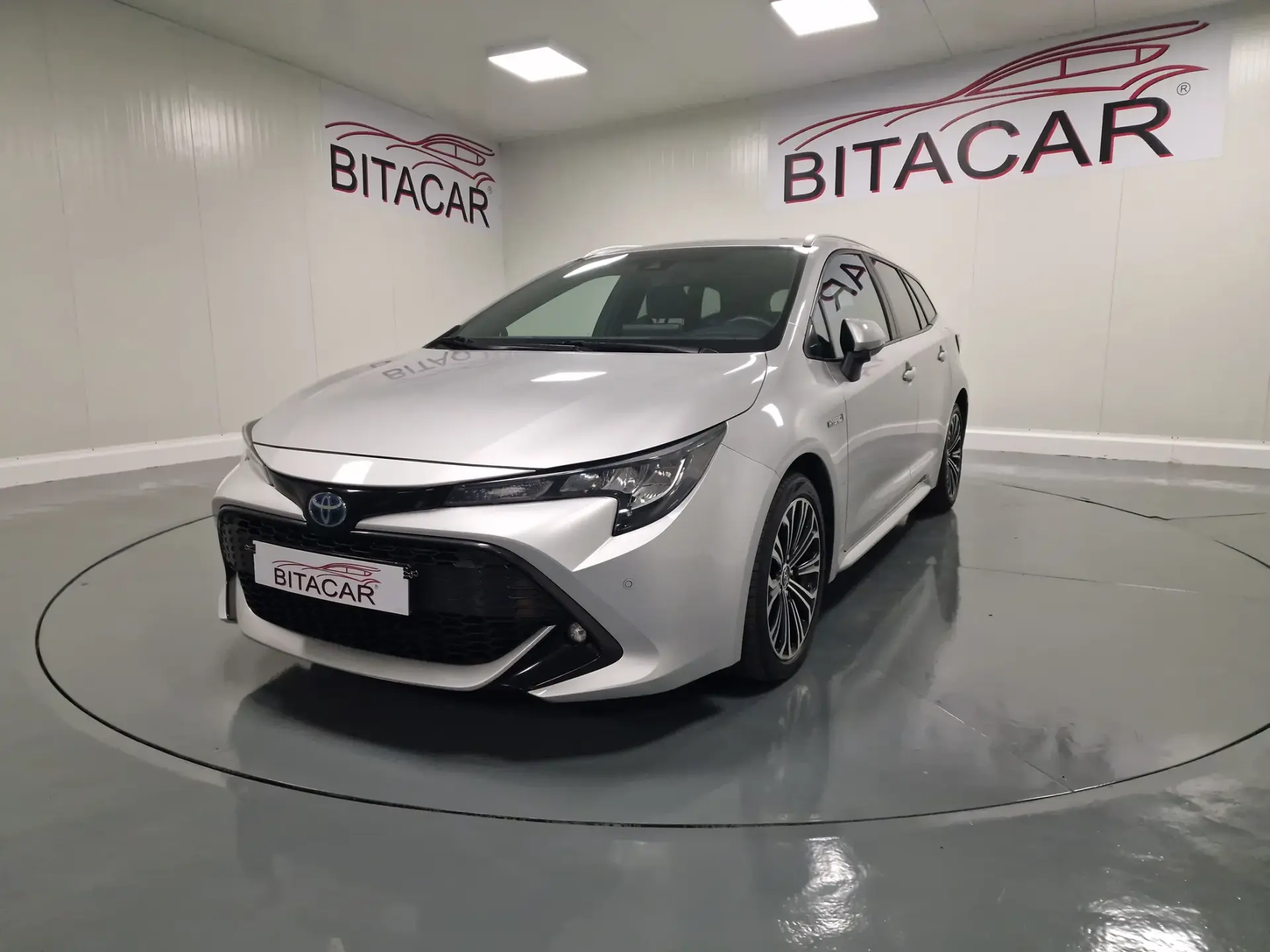 Toyota Corolla Touring Sports 1.8 Hybrid Comfort+P.Sport 14