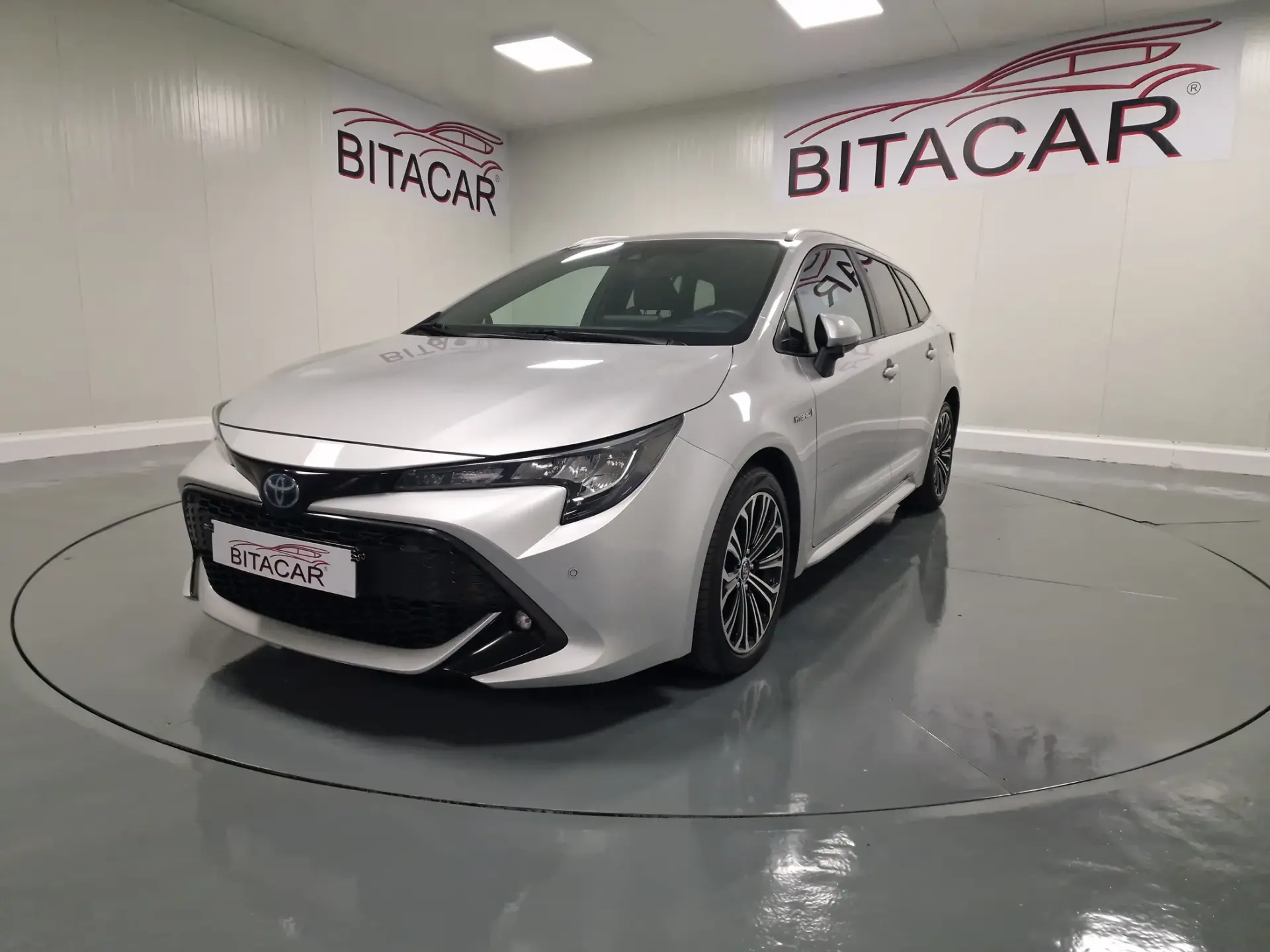 Toyota Corolla Touring Sports 1.8 Hybrid Comfort+P.Sport 15